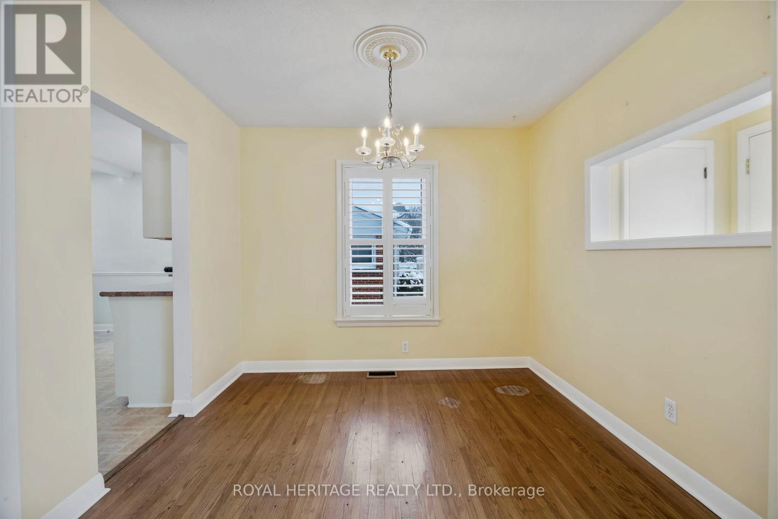 6 Sunset Court, Kawartha Lakes (Lindsay), Ontario  K9V 2S1 - Photo 13 - X12636864