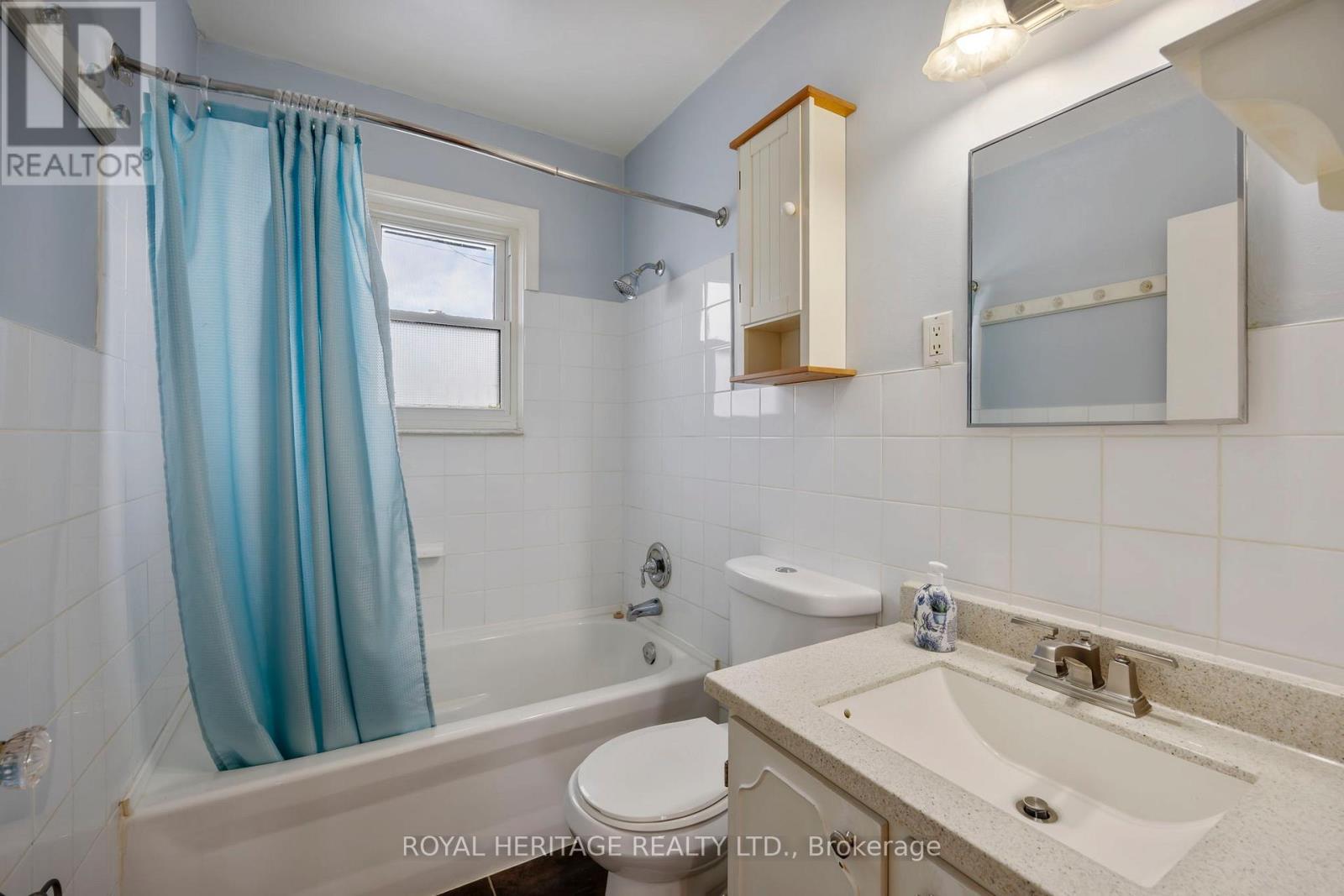 6 Sunset Court, Kawartha Lakes (Lindsay), Ontario  K9V 2S1 - Photo 25 - X12636864