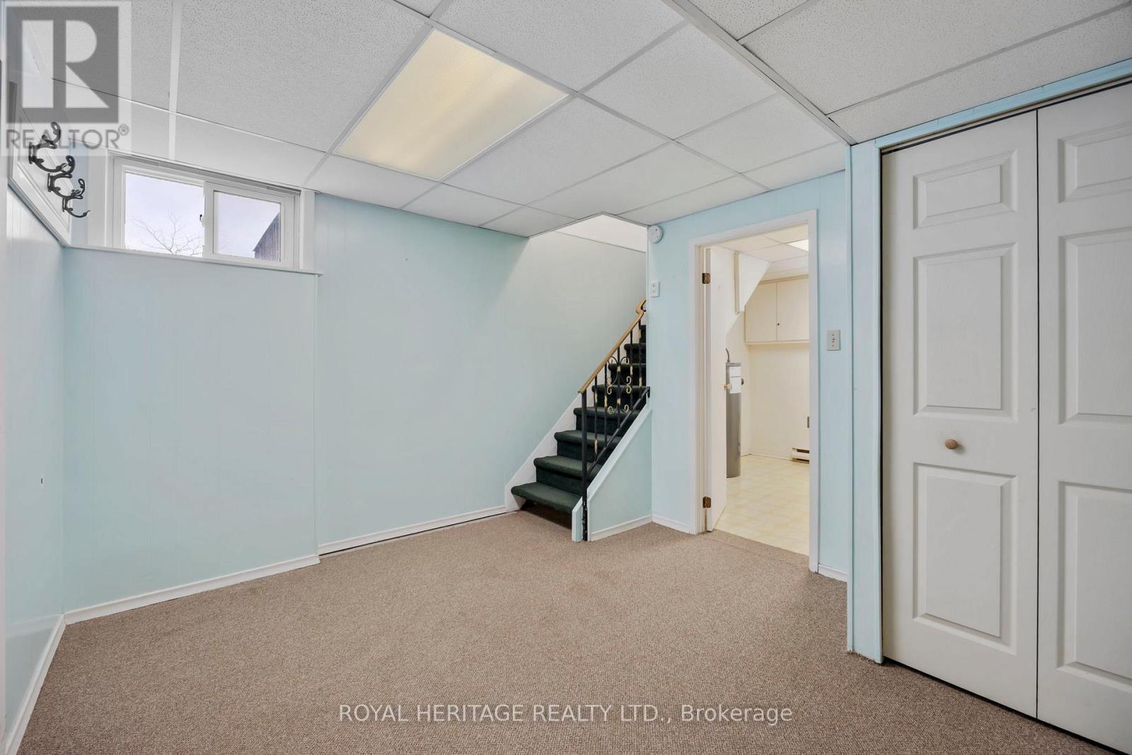 6 Sunset Court, Kawartha Lakes (Lindsay), Ontario  K9V 2S1 - Photo 27 - X12636864