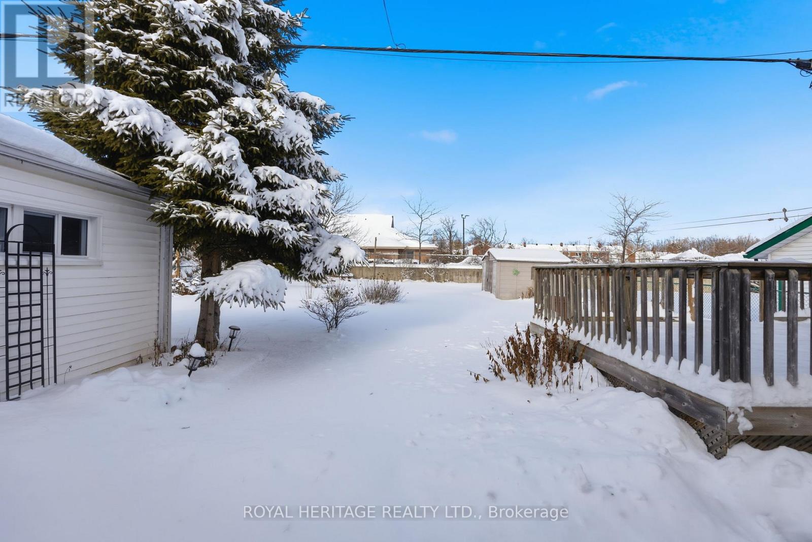 6 Sunset Court, Kawartha Lakes (Lindsay), Ontario  K9V 2S1 - Photo 37 - X12636864