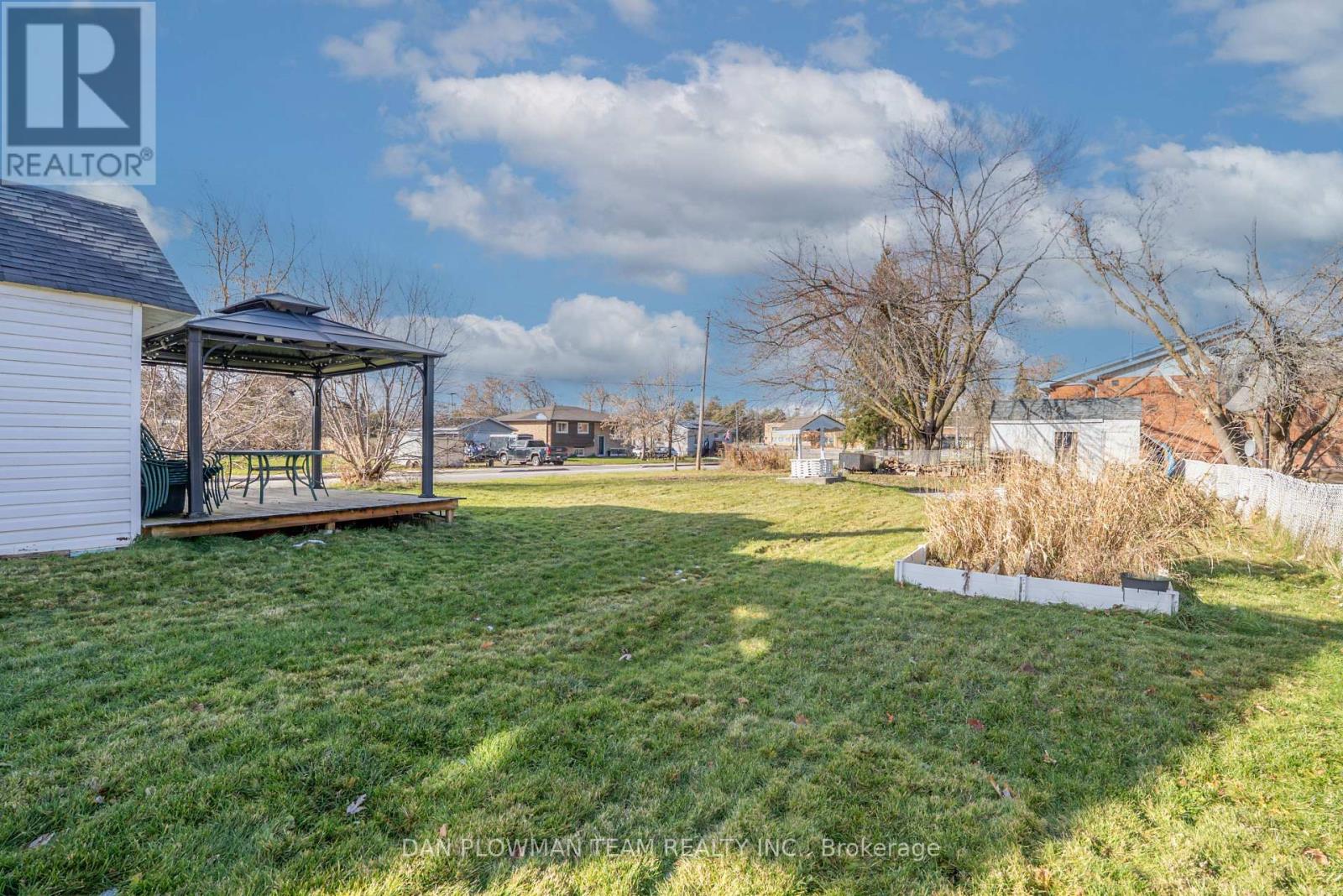 11 King Street W, Kawartha Lakes (Omemee), Ontario  K0L 2W0 - Photo 45 - X12637438