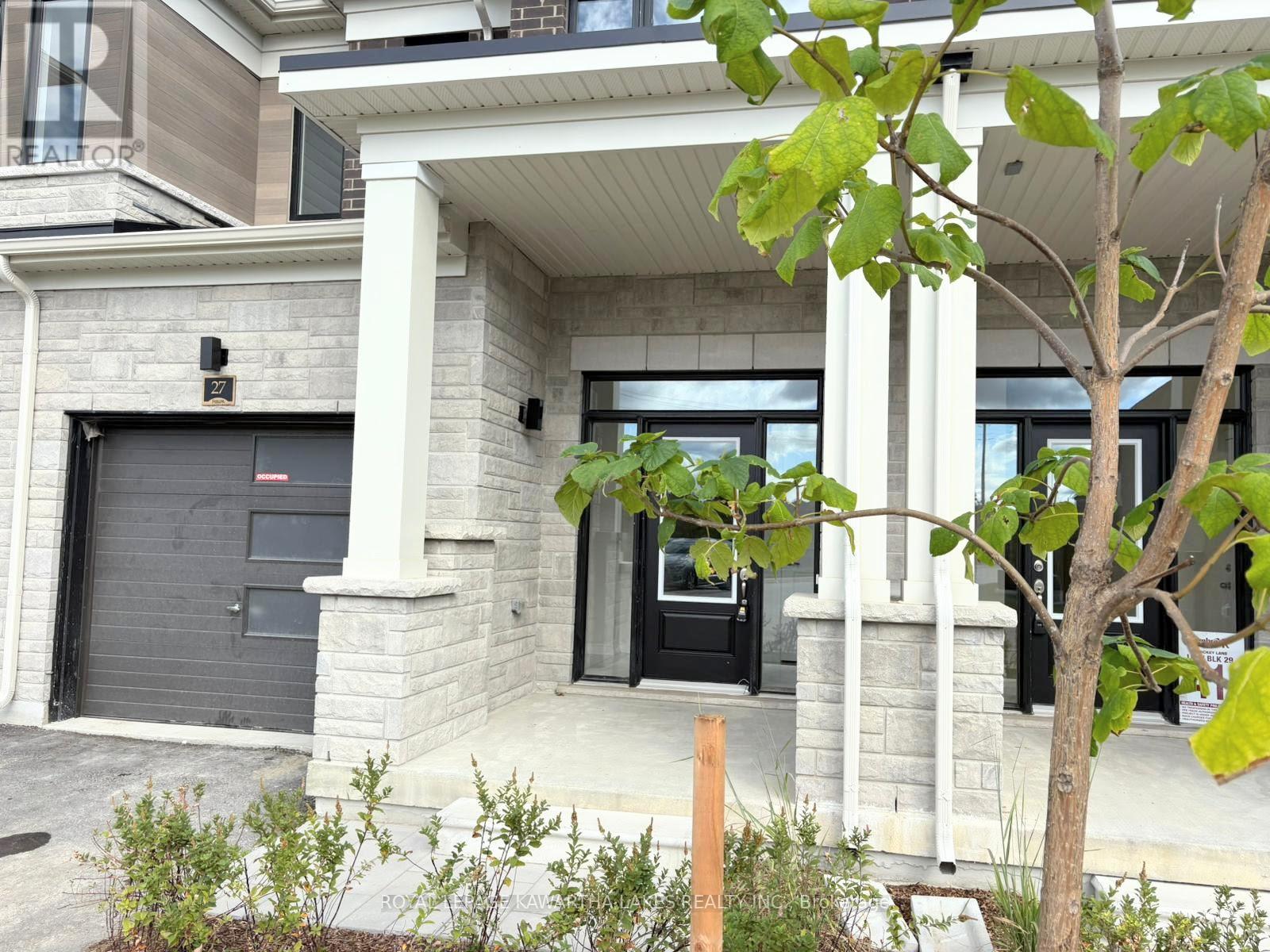 27 Hickey Lane, Kawartha Lakes (Lindsay), Ontario  K9V 0T3 - Photo 3 - X12638062