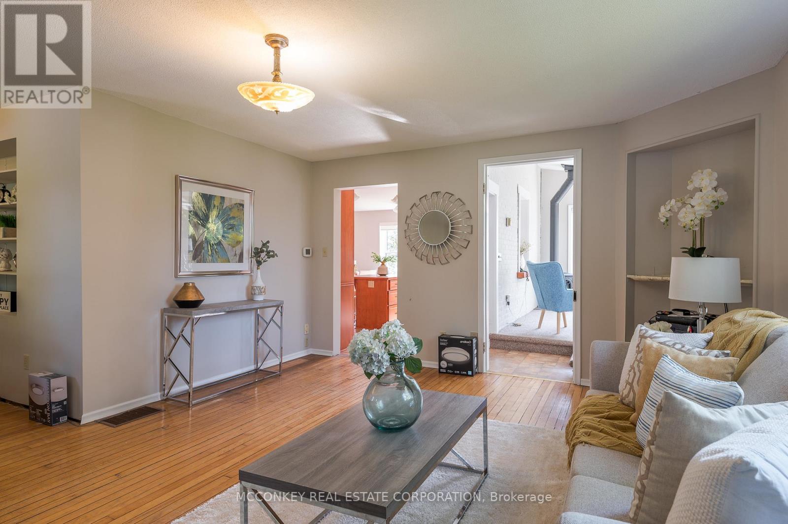 1767 Young's Point Road, Selwyn, Ontario  K0L 2H0 - Photo 15 - X12638280