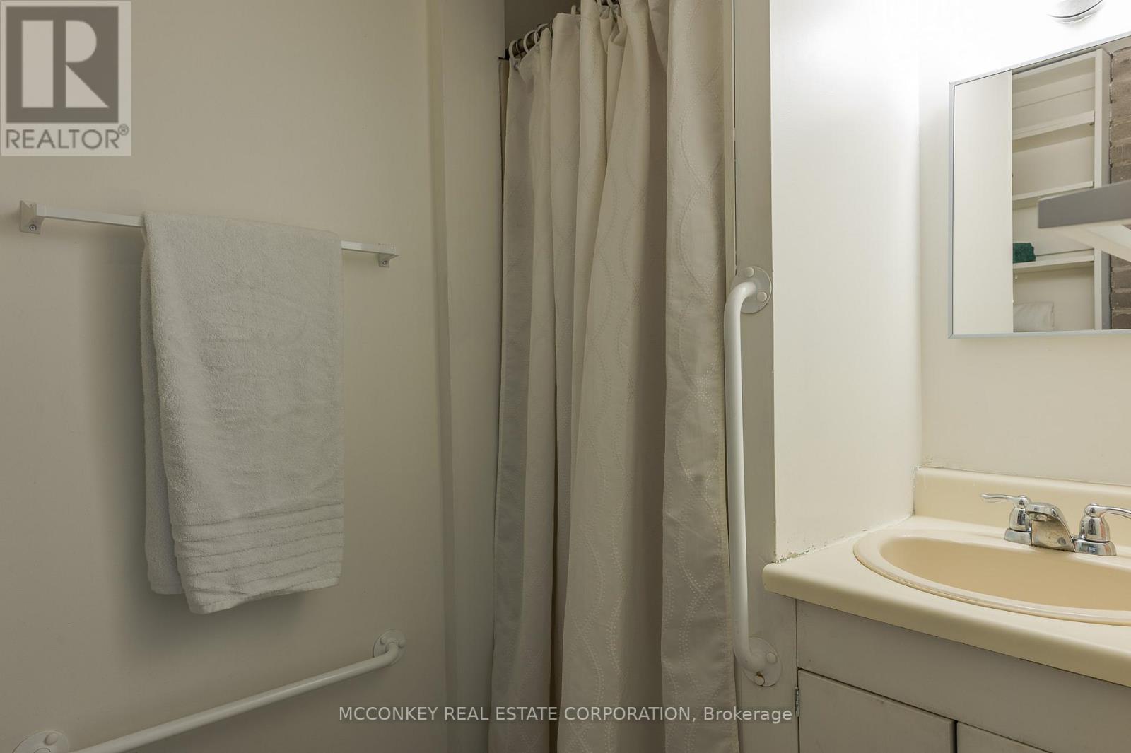 1767 Young's Point Road, Selwyn, Ontario  K0L 2H0 - Photo 34 - X12638280