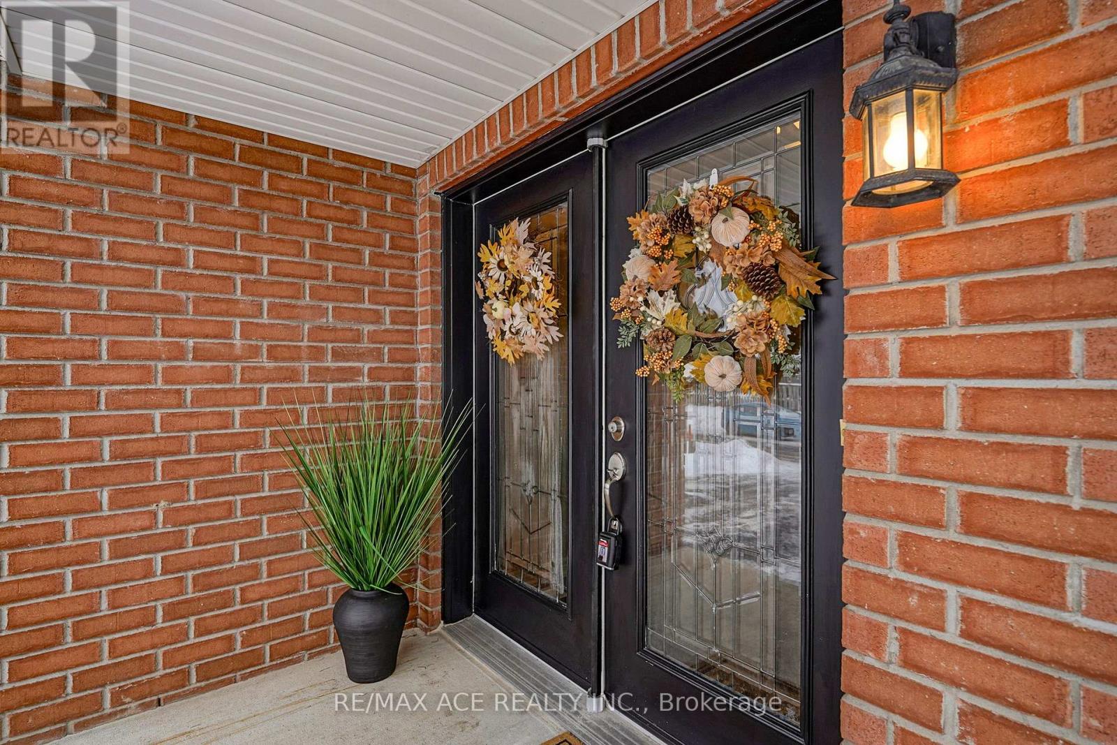 66 William Jose Court, Clarington (Newcastle), Ontario  L1B 1N7 - Photo 7 - E12638658