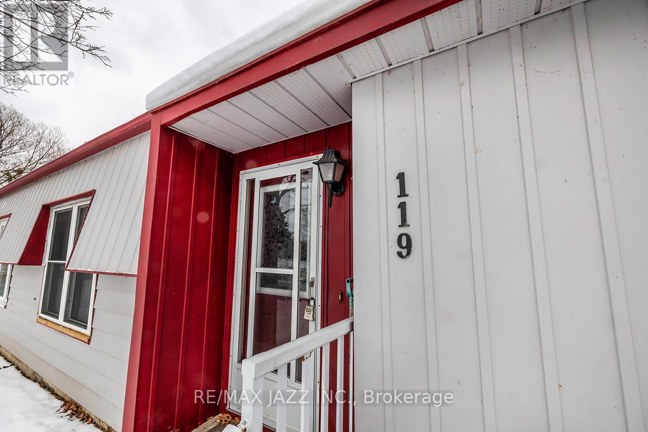 119 Wilmot Trail, Clarington (Bowmanville), Ontario  L1B 1B9 - Photo 5 - E12638772