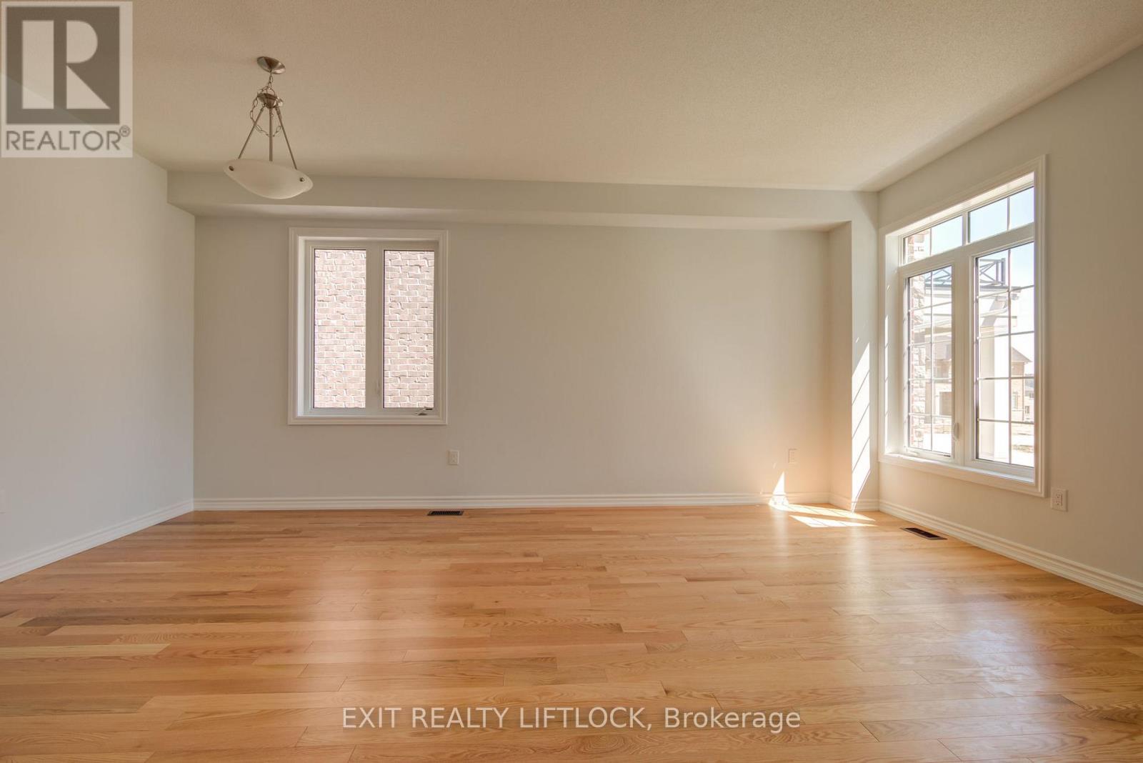 42 Pristine Trail, Cavan Monaghan (Cavan Twp), Ontario  L0A 1G0 - Photo 8 - X12640506