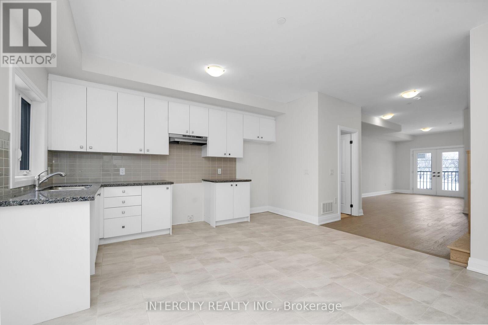 Unit 20 - 79 Marret Lane, Clarington (Newcastle), Ontario  L1B 1J2 - Photo 7 - E12640562