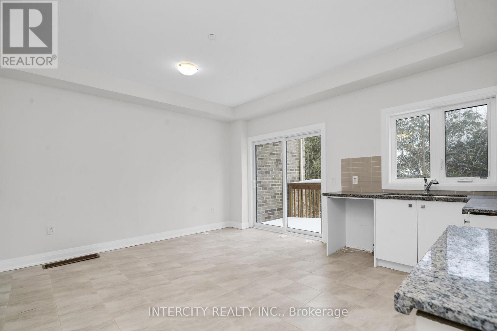 Unit 20 - 79 Marret Lane, Clarington (Newcastle), Ontario  L1B 1J2 - Photo 8 - E12640562