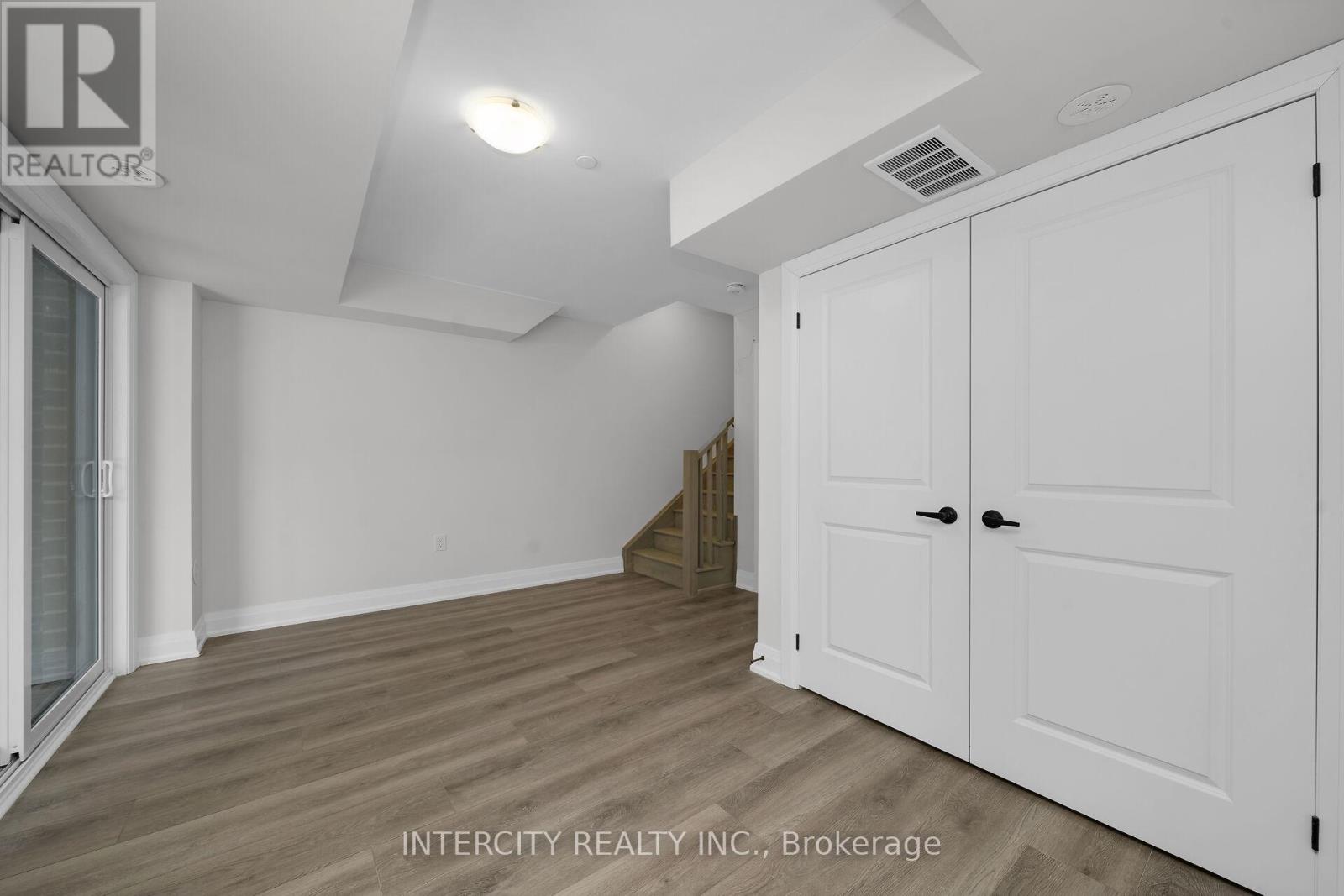 Unit 5 - 19 Marret Lane, Clarington (Newcastle), Ontario  L1B 1J2 - Photo 23 - E12640568