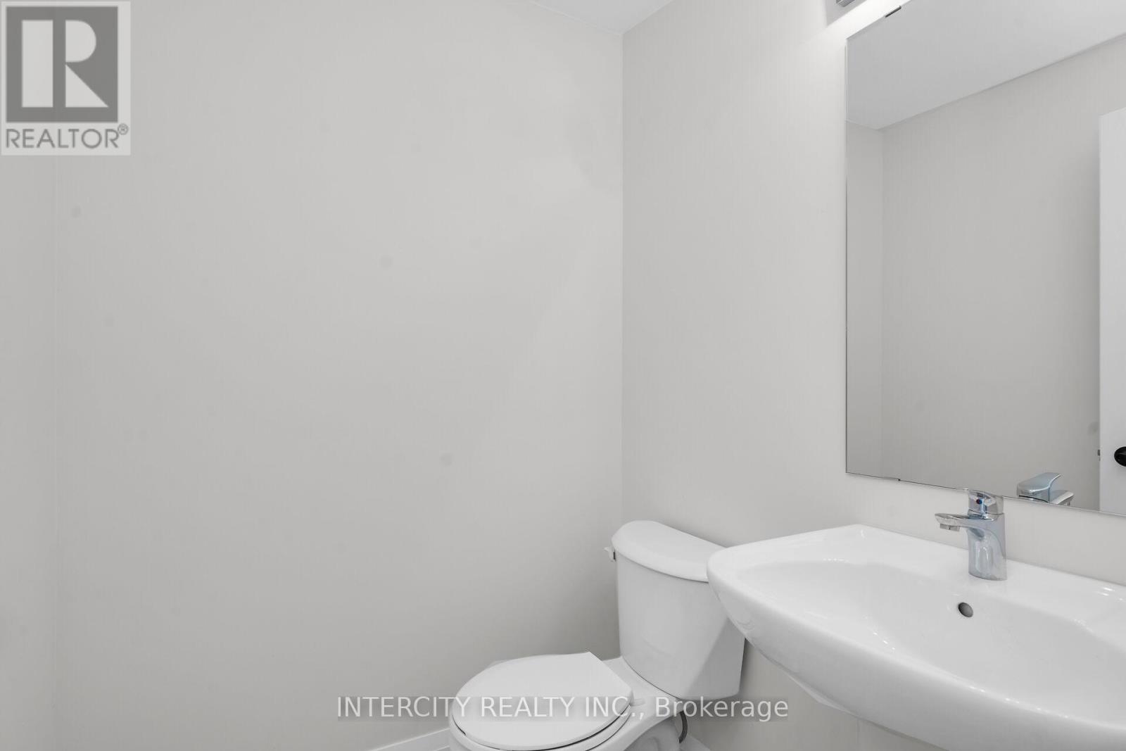 Unit 11 - 43 Marret Lane, Clarington (Newcastle), Ontario  L1B 1J2 - Photo 10 - E12640570