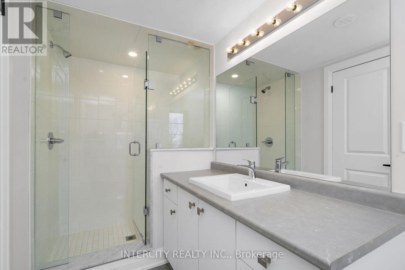 Unit 11 - 43 Marret Lane, Clarington (Newcastle), Ontario  L1B 1J2 - Photo 18 - E12640570