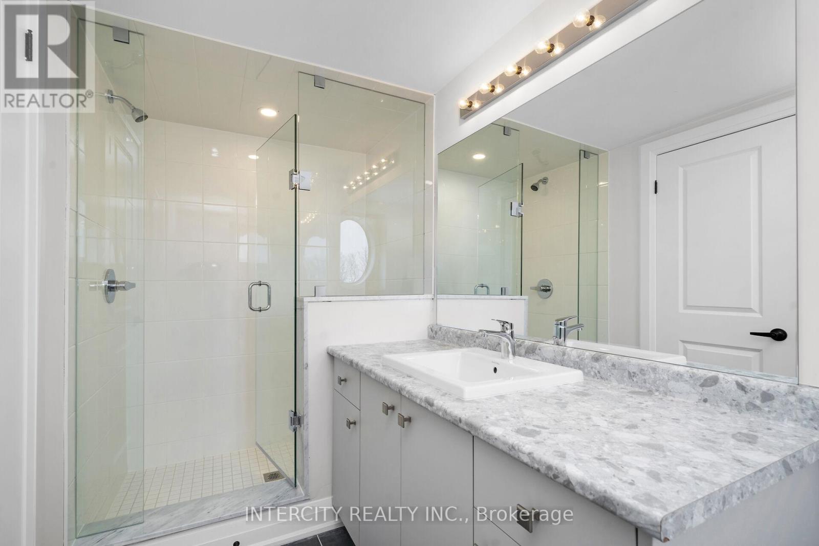 Unit 11 - 43 Marret Lane, Clarington (Newcastle), Ontario  L1B 1J2 - Photo 21 - E12640570