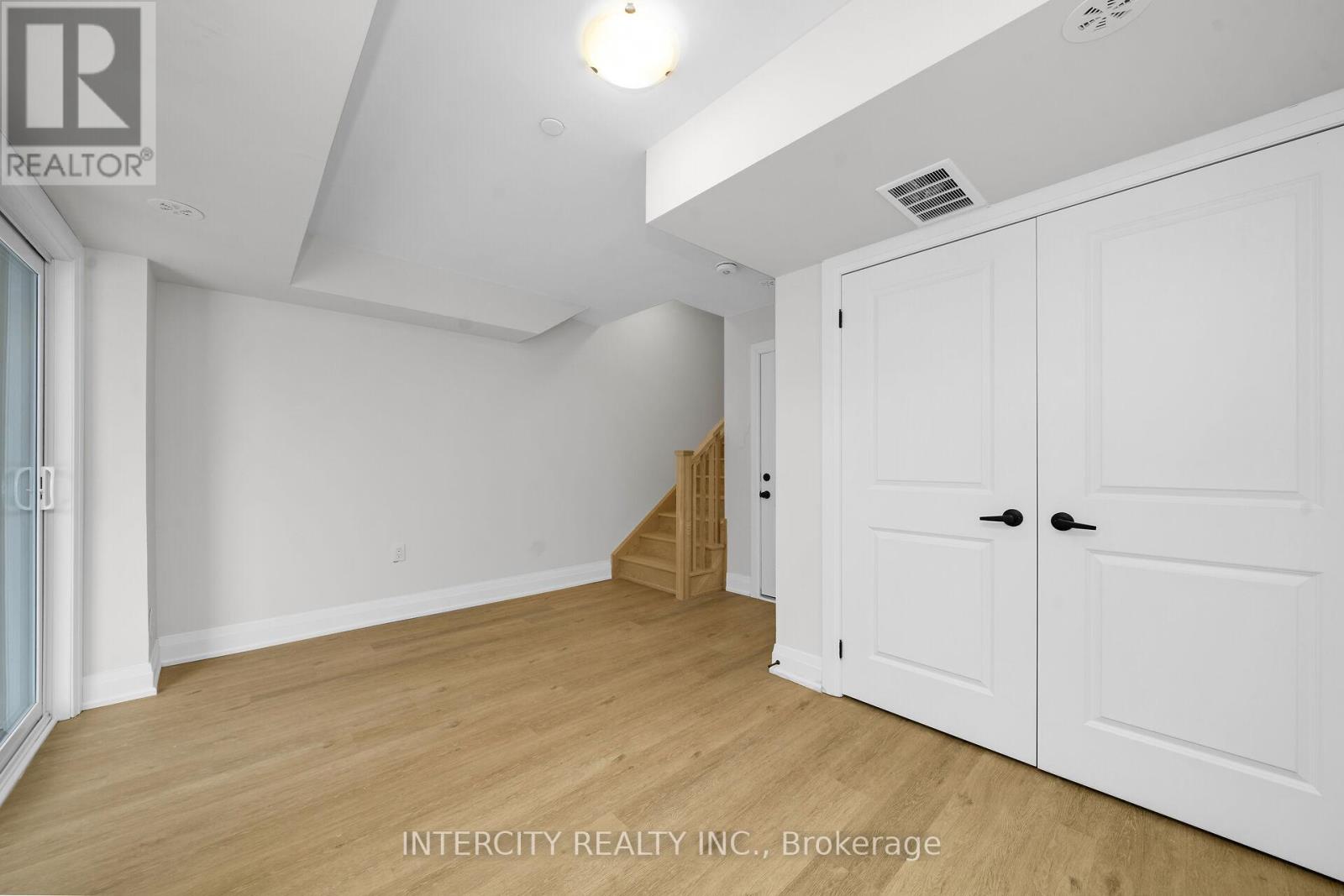 Unit 11 - 43 Marret Lane, Clarington (Newcastle), Ontario  L1B 1J2 - Photo 23 - E12640570