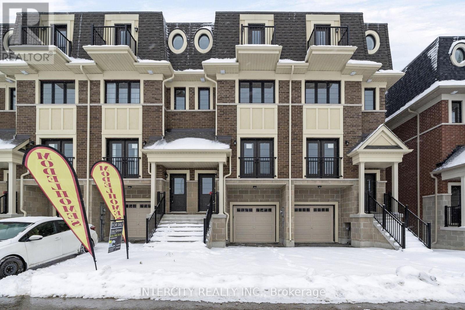 UNIT 16 - 63 MARRET LANE, clarington (newcastle), Ontario