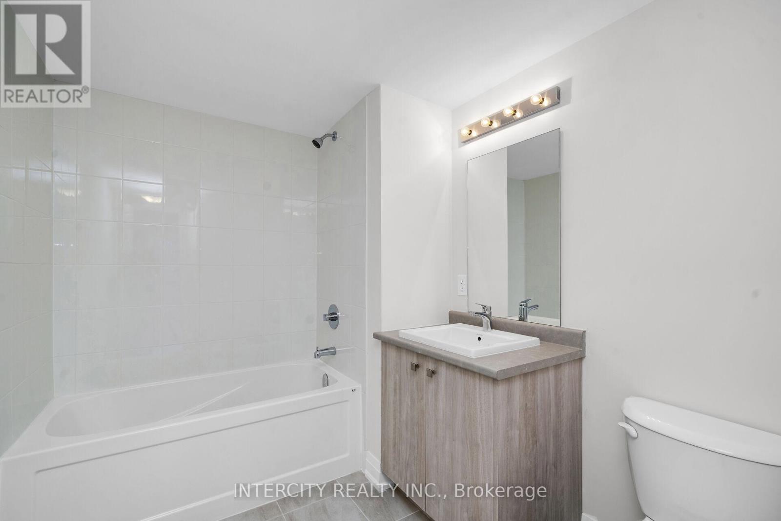 Unit 16 - 63 Marret Lane, Clarington (Newcastle), Ontario  L1B 1J2 - Photo 15 - E12640572