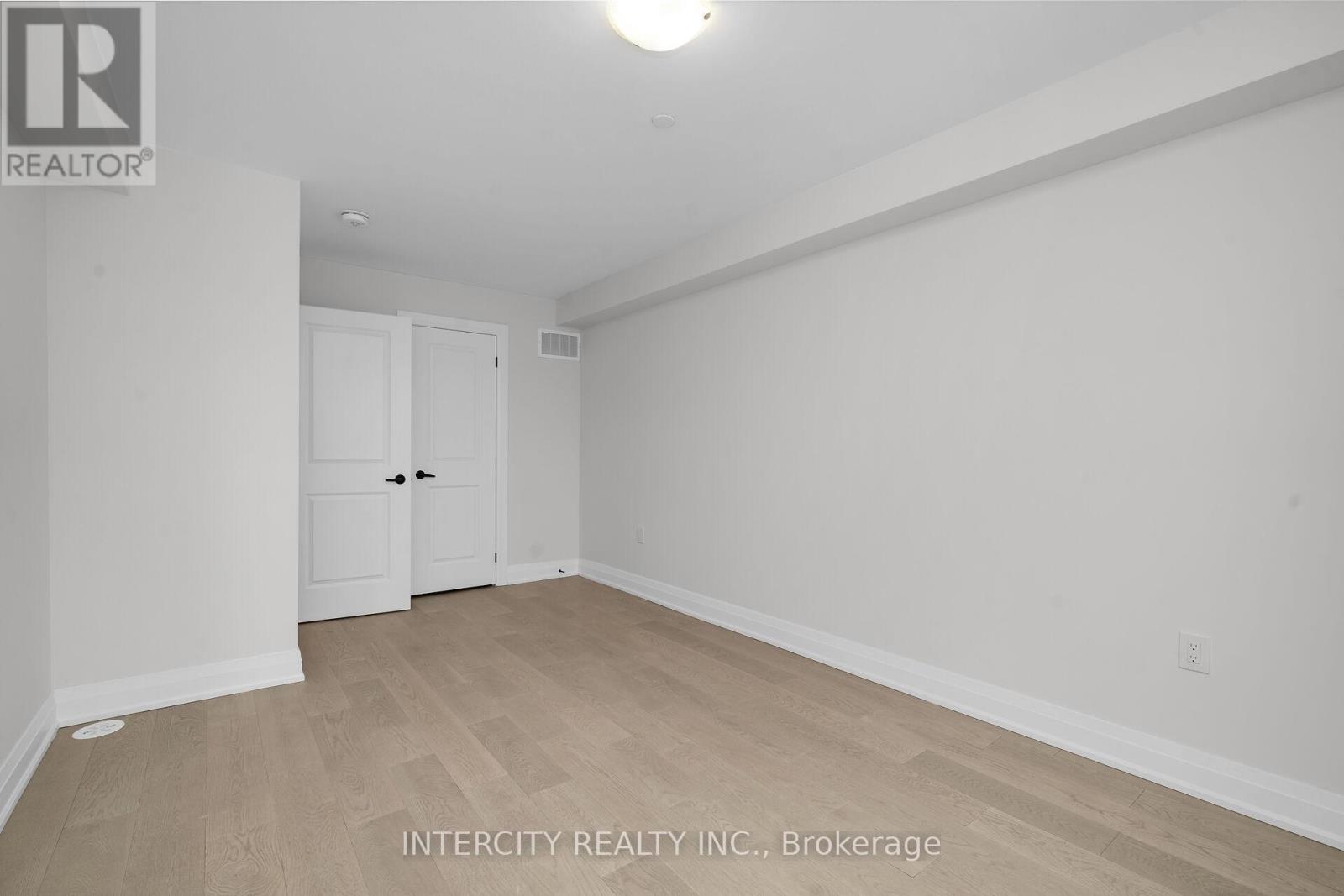 Unit 10 - 39 Marret Lane, Clarington (Newcastle), Ontario  L1B 1J2 - Photo 20 - E12640582