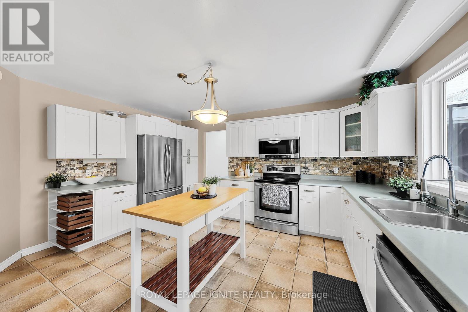 3 Carlow Line, Asphodel-Norwood (Norwood), Ontario  K0L 2B0 - Photo 8 - X12641076