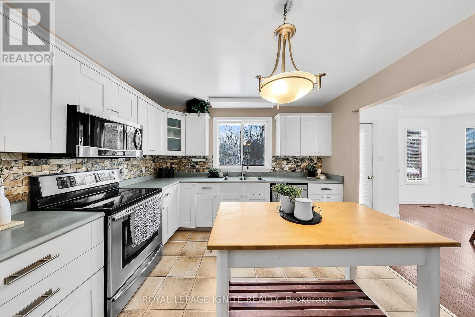 3 Carlow Line, Asphodel-Norwood (Norwood), Ontario  K0L 2B0 - Photo 9 - X12641076