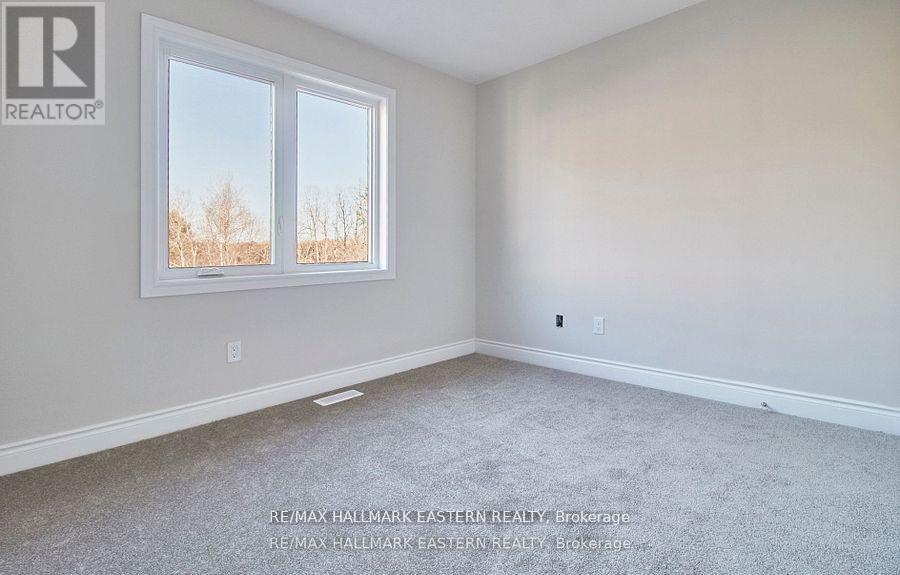 37 Coldbrook Drive, Cavan Monaghan (Millbrook Village), Ontario  L0A 1G0 - Photo 29 - X12641420