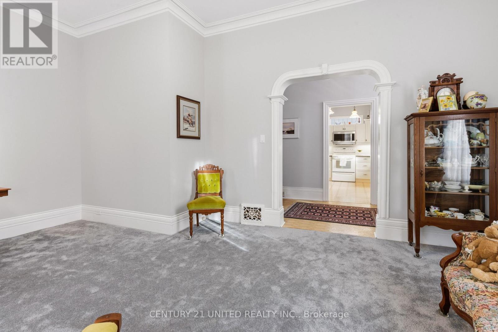 370 Hunter Street W, Peterborough (Town Ward 3), Ontario  K9H 2M5 - Photo 14 - X12641500