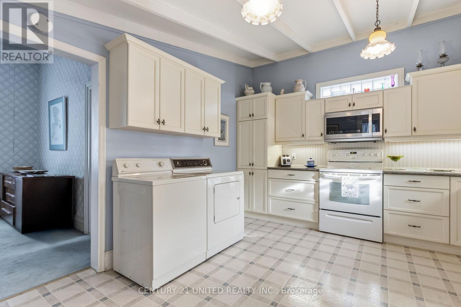 370 Hunter Street W, Peterborough (Town Ward 3), Ontario  K9H 2M5 - Photo 27 - X12641500