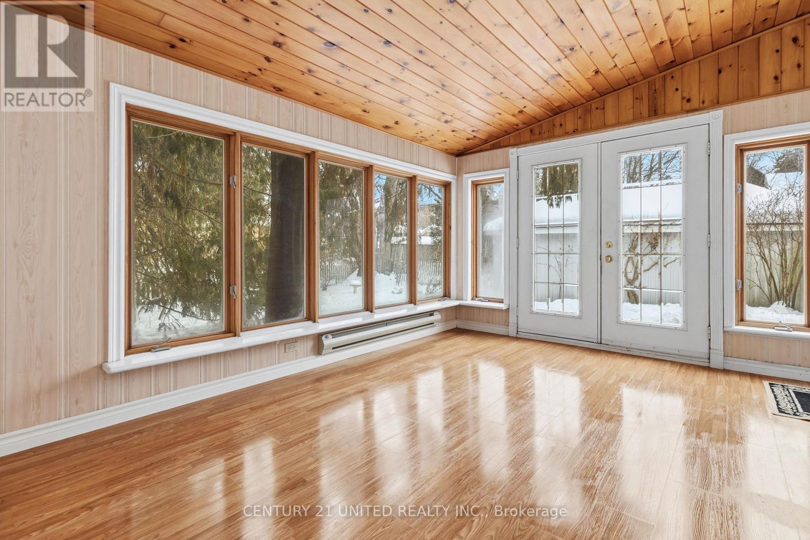 370 Hunter Street W, Peterborough (Town Ward 3), Ontario  K9H 2M5 - Photo 32 - X12641500