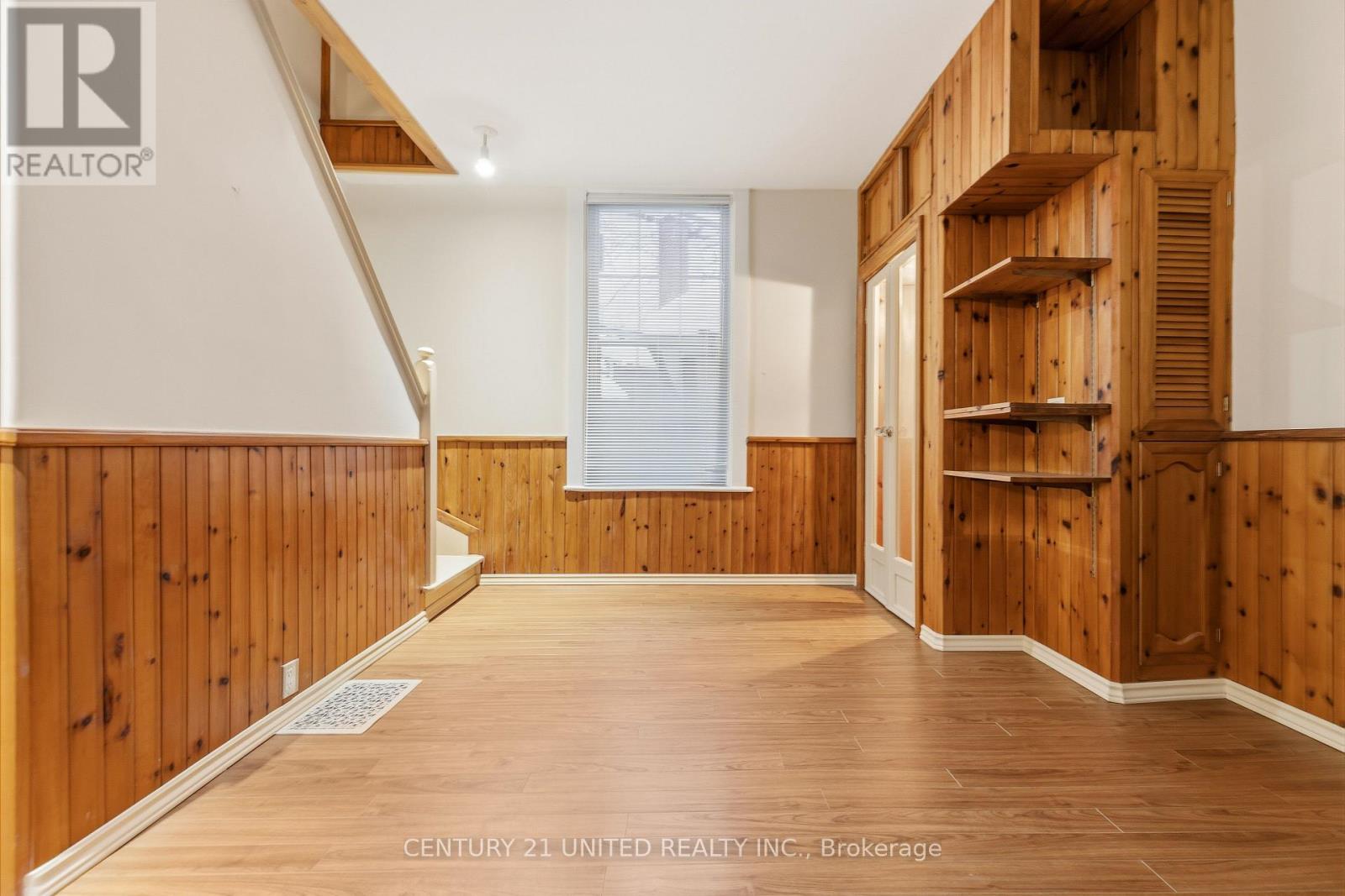 370 Hunter Street W, Peterborough (Town Ward 3), Ontario  K9H 2M5 - Photo 36 - X12641500