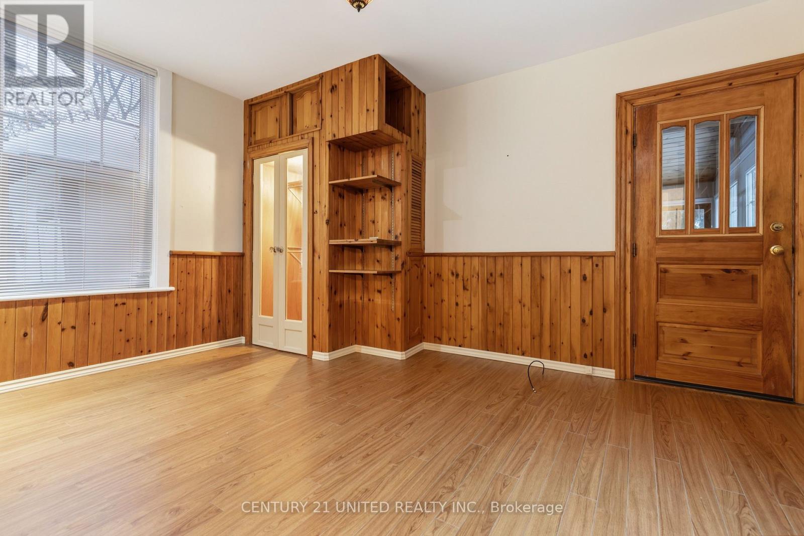 370 Hunter Street W, Peterborough (Town Ward 3), Ontario  K9H 2M5 - Photo 37 - X12641500