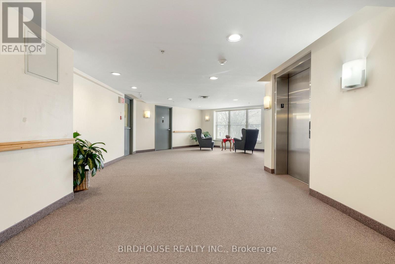 312 - 8 Huron Street, Kawartha Lakes (Lindsay), Ontario  K9V 6K3 - Photo 20 - X12642460