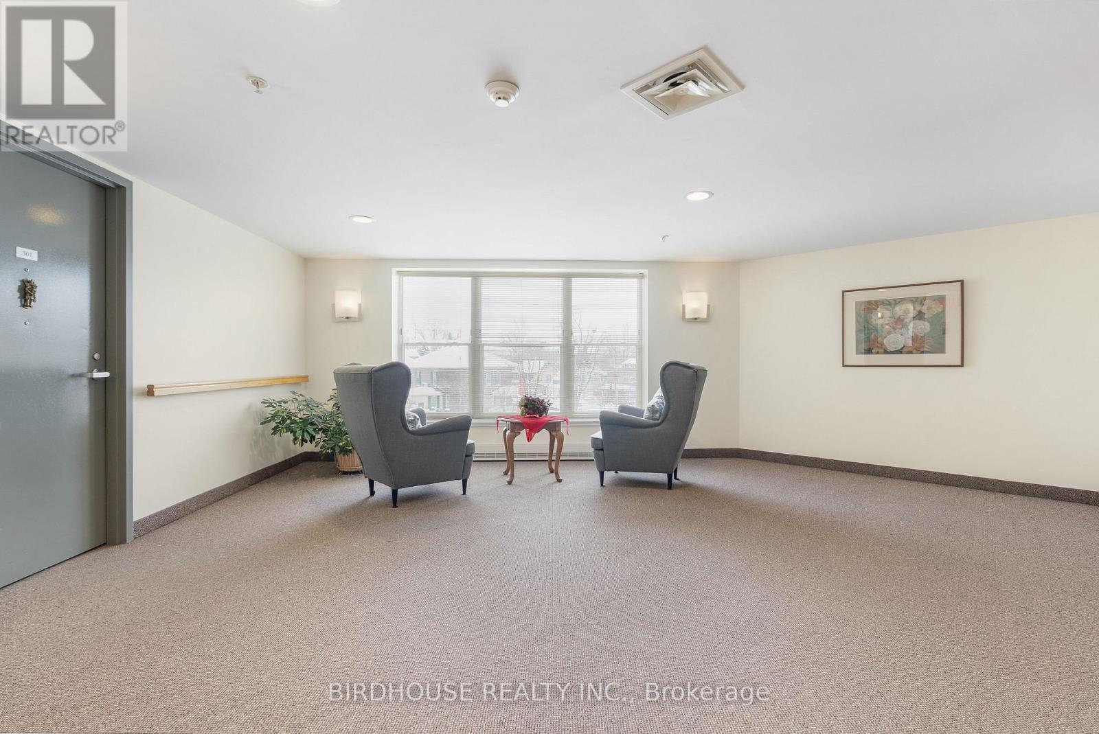 312 - 8 Huron Street, Kawartha Lakes (Lindsay), Ontario  K9V 6K3 - Photo 21 - X12642460