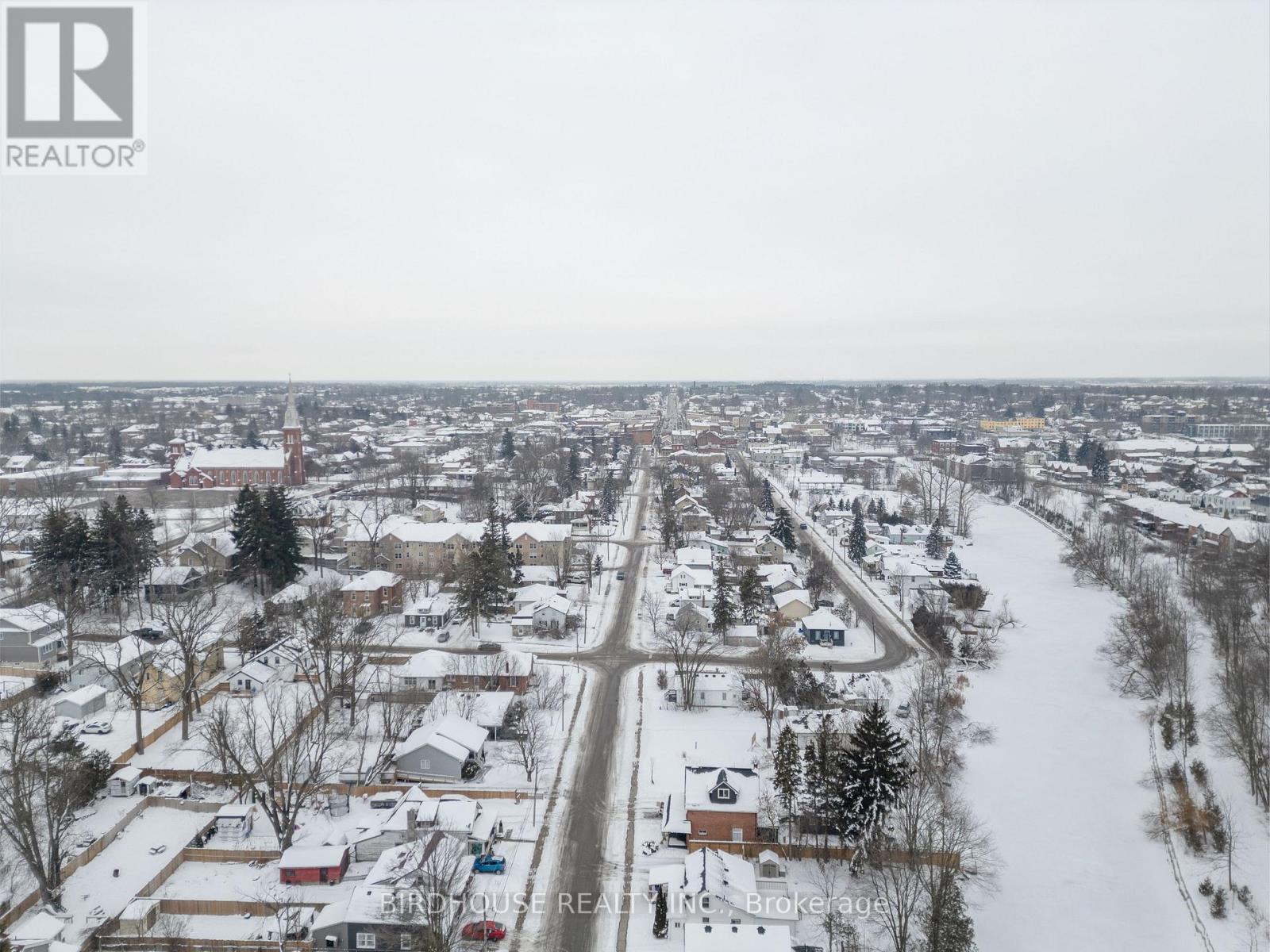 312 - 8 Huron Street, Kawartha Lakes (Lindsay), Ontario  K9V 6K3 - Photo 24 - X12642460