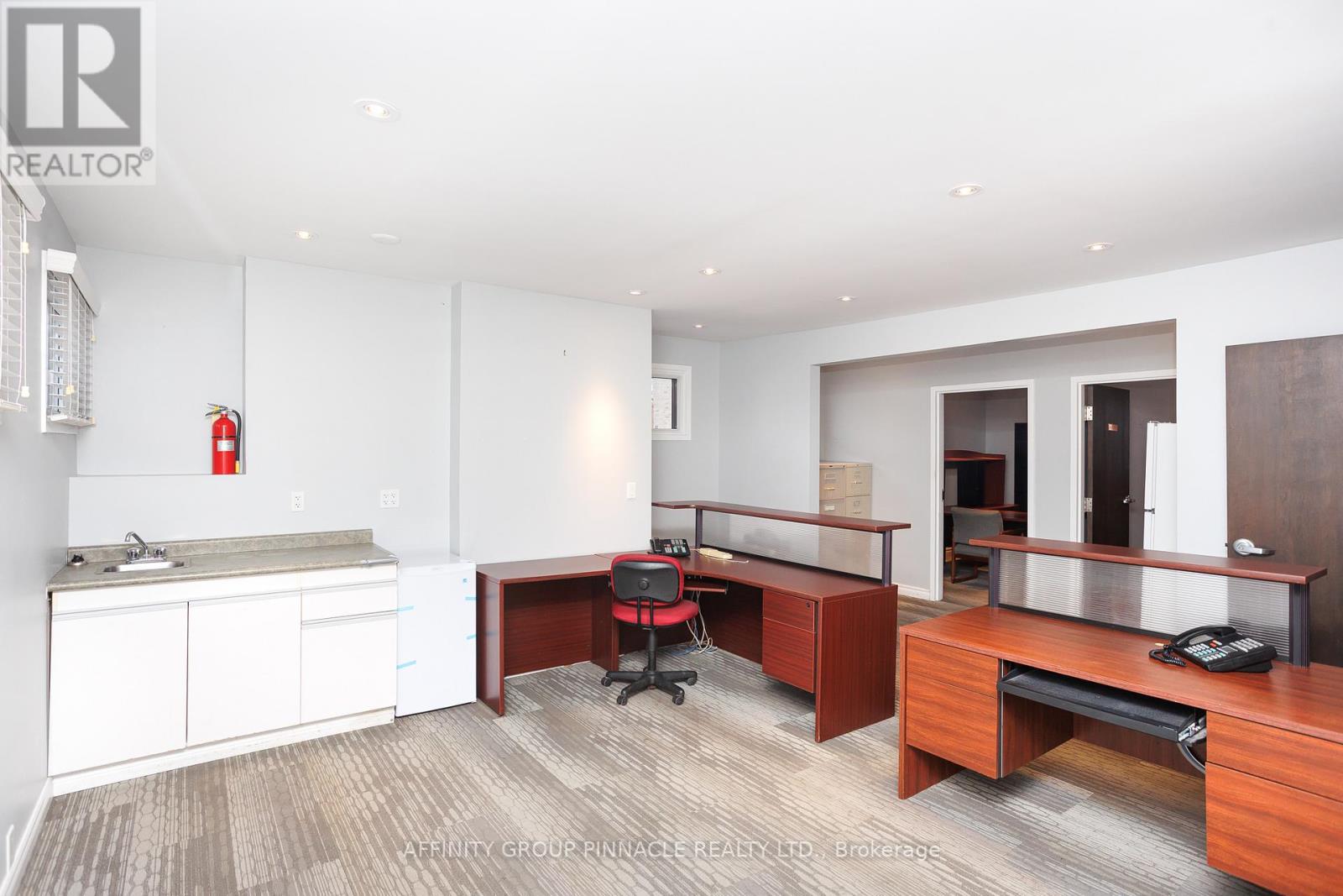 47 Lindsay Street S, Kawartha Lakes (Lindsay), Ontario  K9V 2M1 - Photo 19 - X12642682