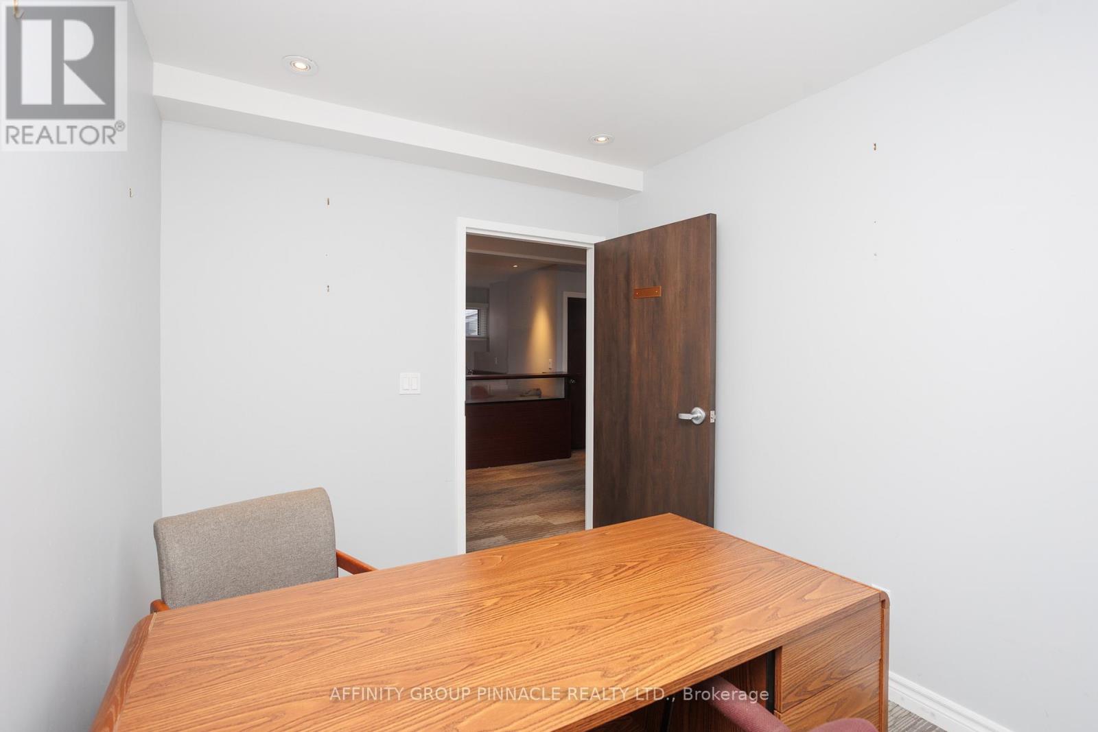 47 Lindsay Street S, Kawartha Lakes (Lindsay), Ontario  K9V 2M1 - Photo 30 - X12642682