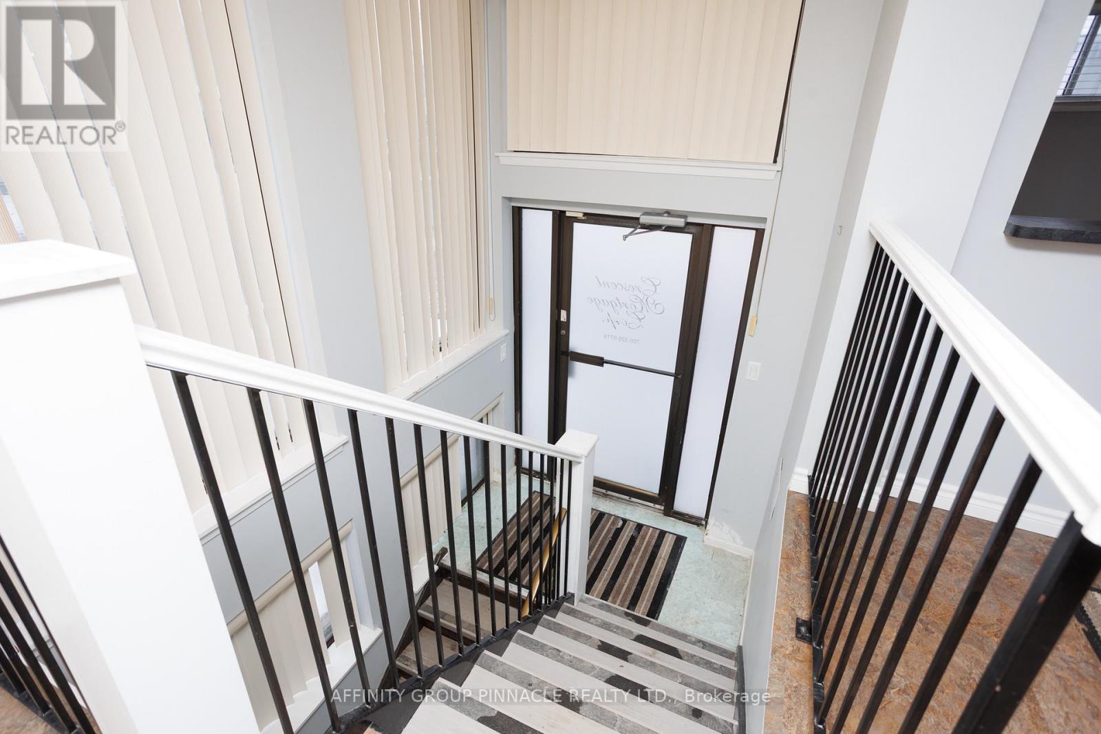 47 Lindsay Street S, Kawartha Lakes (Lindsay), Ontario  K9V 2M1 - Photo 9 - X12642682