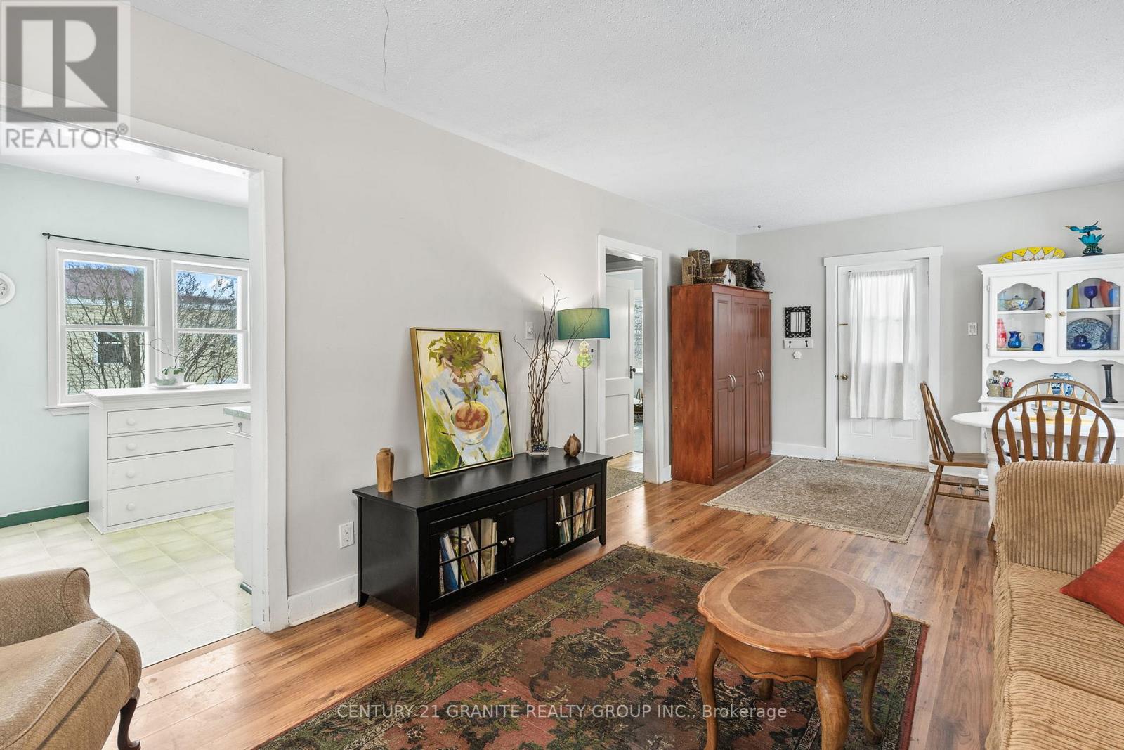 42 Chemaushgon Road, Bancroft (Bancroft Ward), Ontario  K0L 1C0 - Photo 10 - X12642718