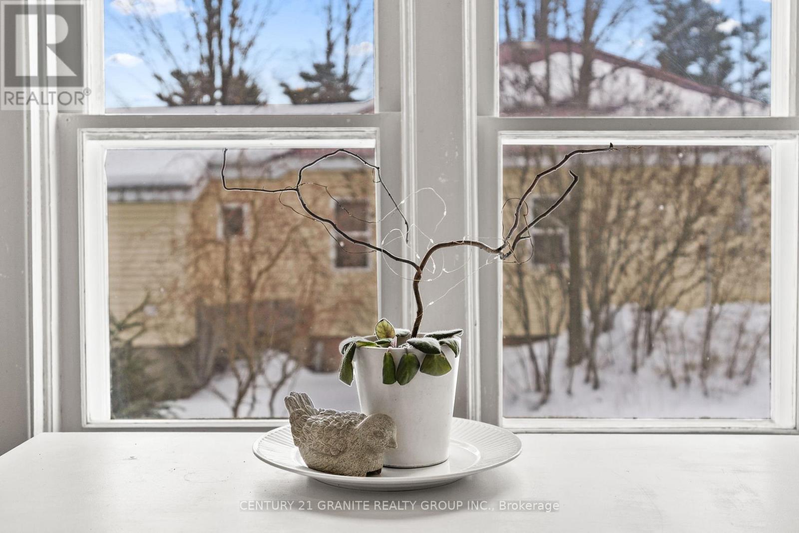 42 Chemaushgon Road, Bancroft (Bancroft Ward), Ontario  K0L 1C0 - Photo 13 - X12642718