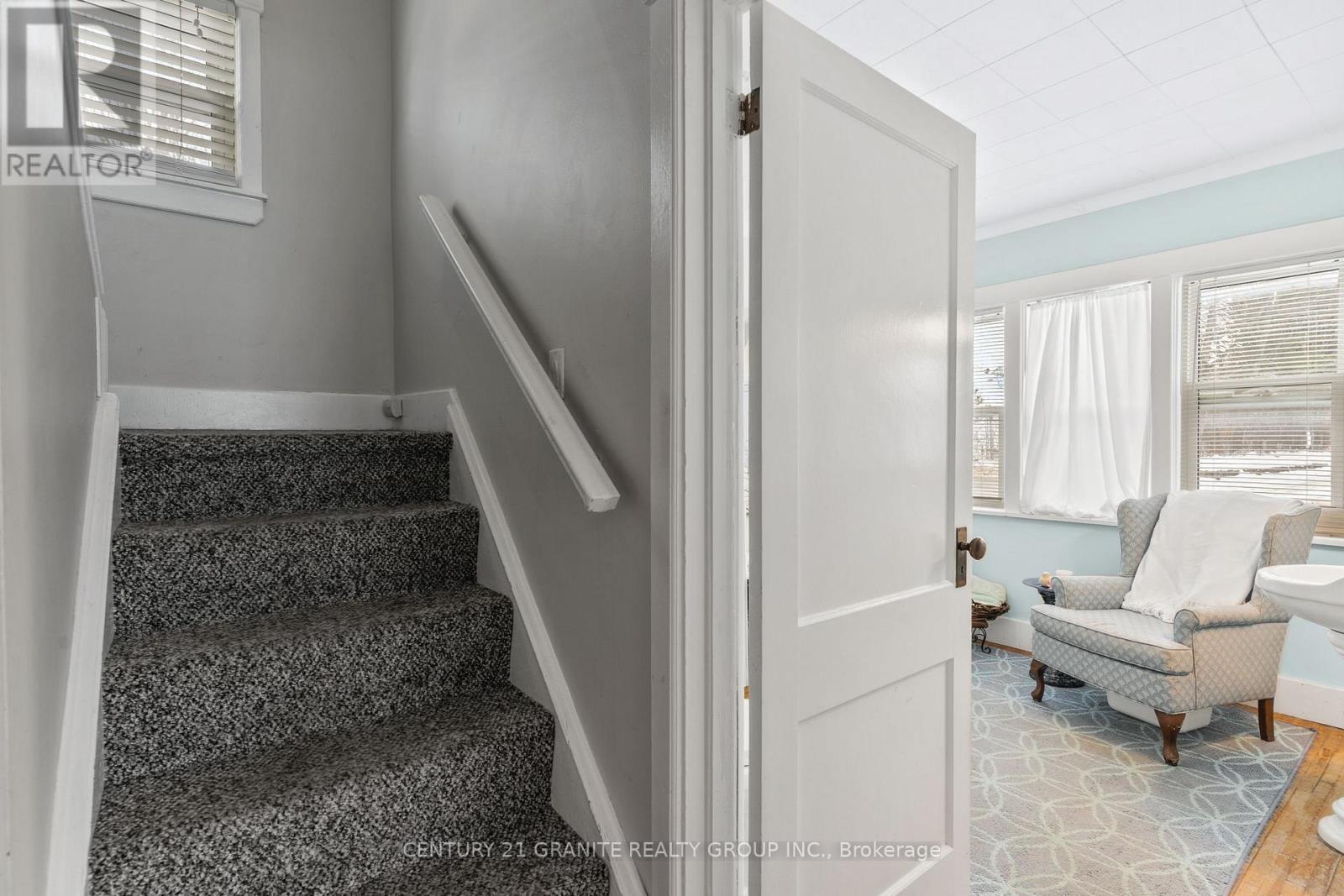 42 Chemaushgon Road, Bancroft (Bancroft Ward), Ontario  K0L 1C0 - Photo 15 - X12642718