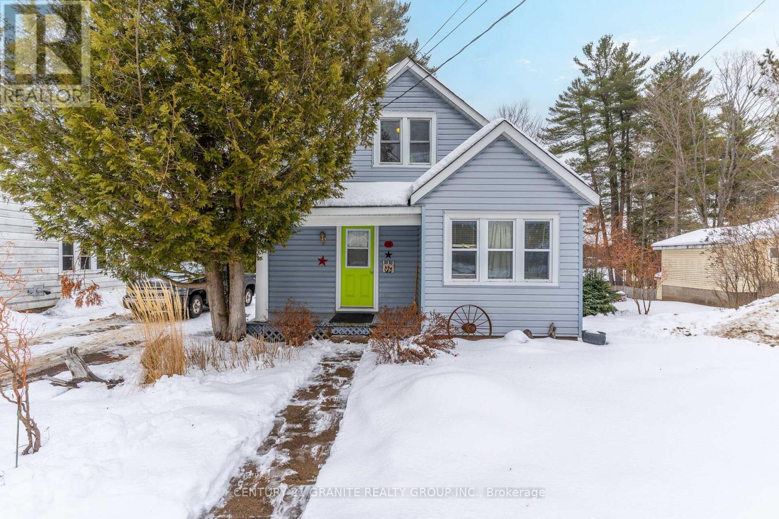 42 Chemaushgon Road, Bancroft (Bancroft Ward), Ontario  K0L 1C0 - Photo 2 - X12642718