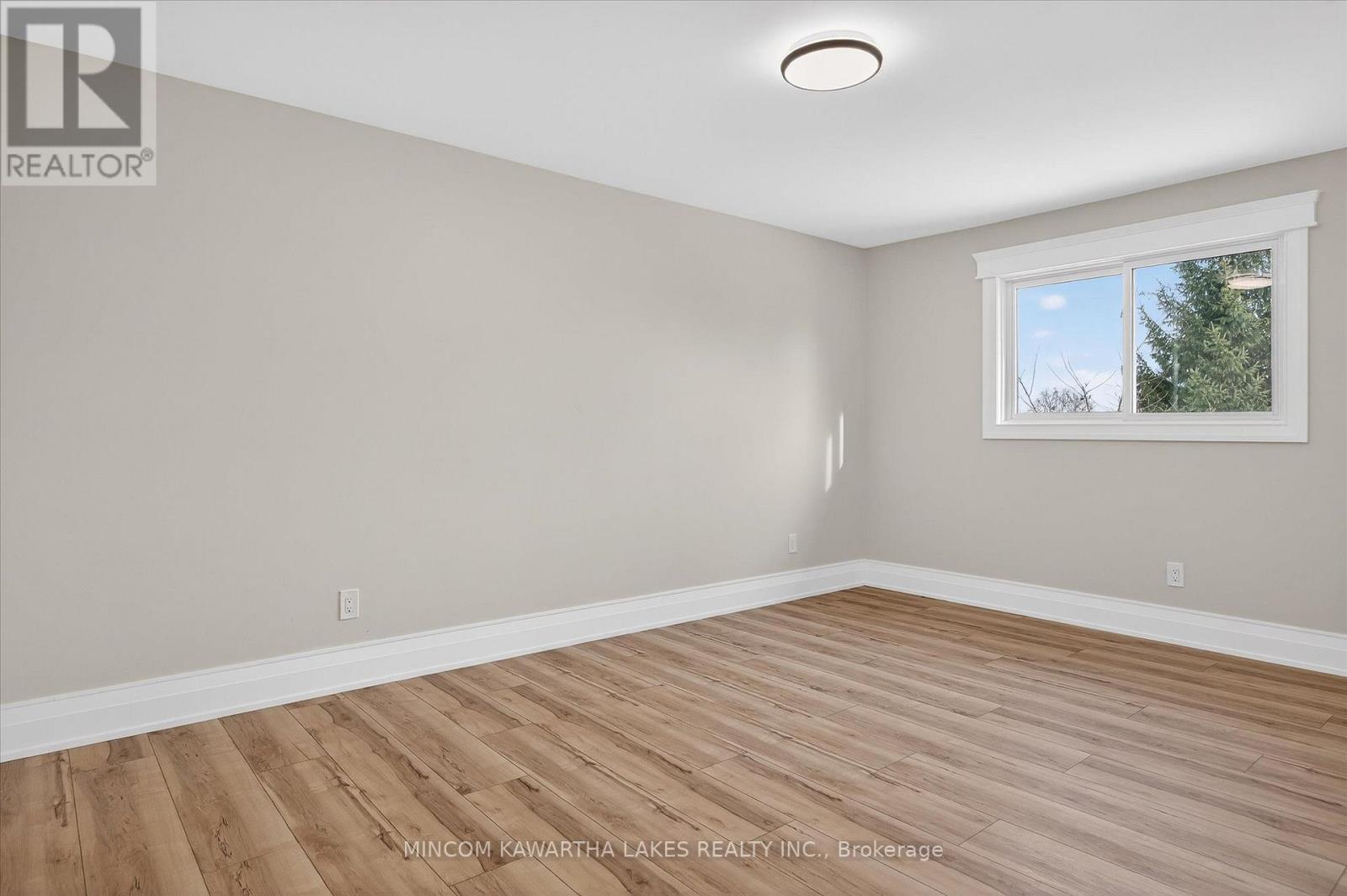 1320 Albertus Avenue, Peterborough (Town Ward 3), Ontario  K9J 7S3 - Photo 29 - X12642962