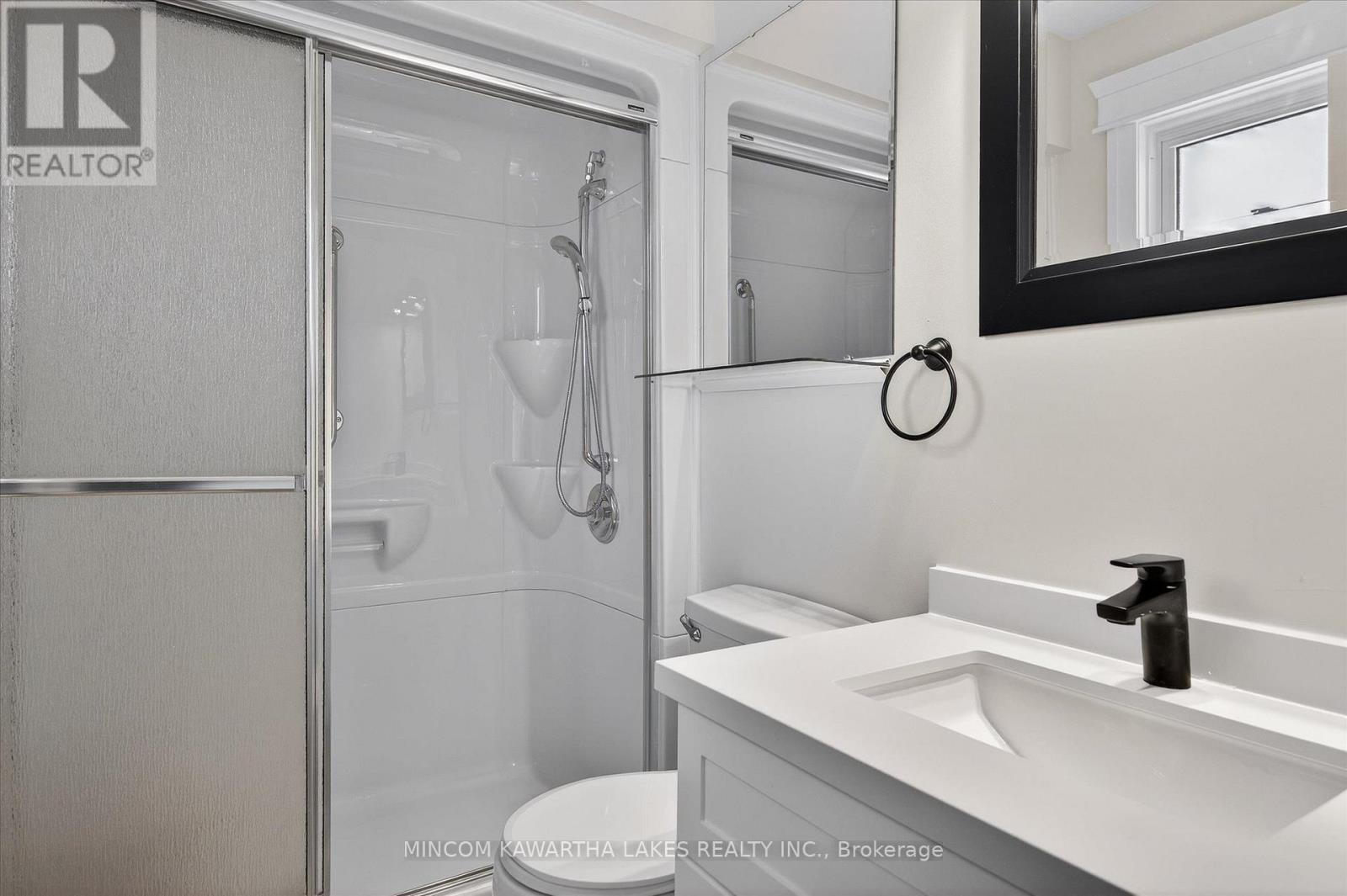 1320 Albertus Avenue, Peterborough (Town Ward 3), Ontario  K9J 7S3 - Photo 33 - X12642962