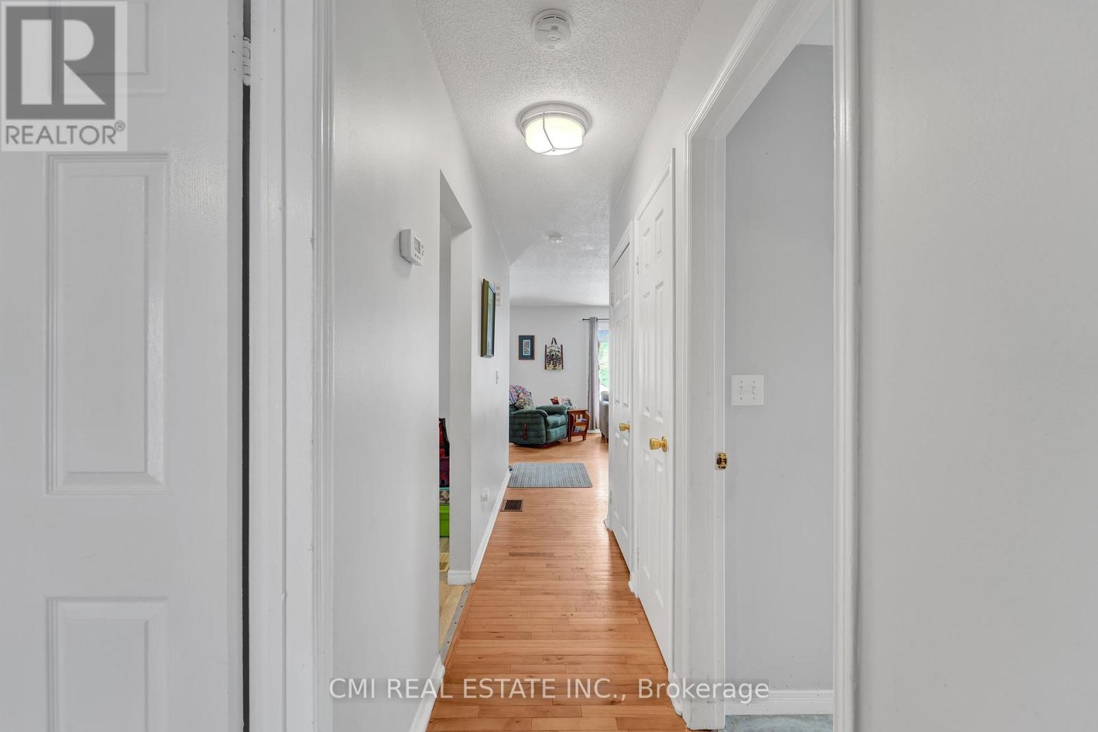 1337 Tudor Crescent, Peterborough (Ashburnham Ward 4), Ontario  K9L 1X1 - Photo 10 - X12642970