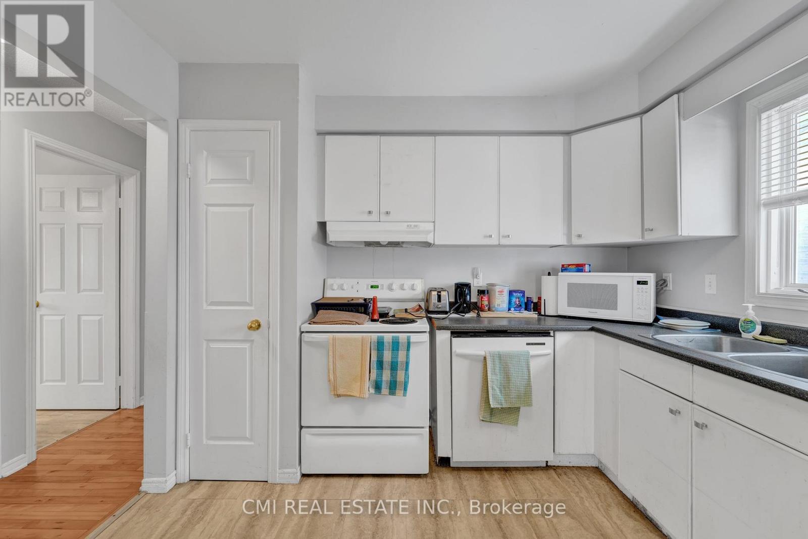 1337 Tudor Crescent, Peterborough (Ashburnham Ward 4), Ontario  K9L 1X1 - Photo 8 - X12642970