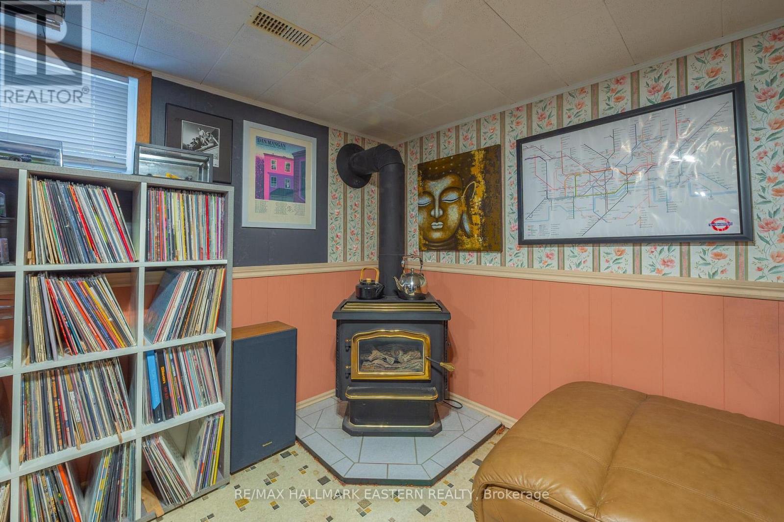 845 Gilbert Street, Peterborough (Northcrest Ward 5), Ontario  K9H 6G6 - Photo 23 - X12643218