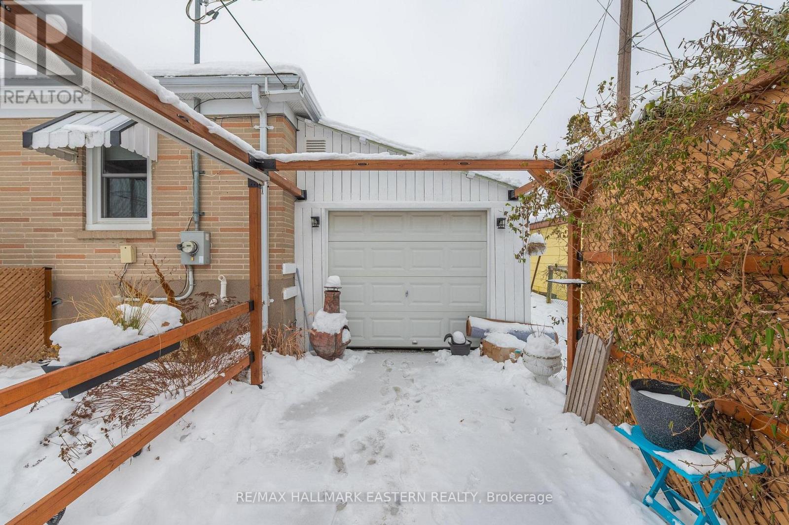845 Gilbert Street, Peterborough (Northcrest Ward 5), Ontario  K9H 6G6 - Photo 31 - X12643218