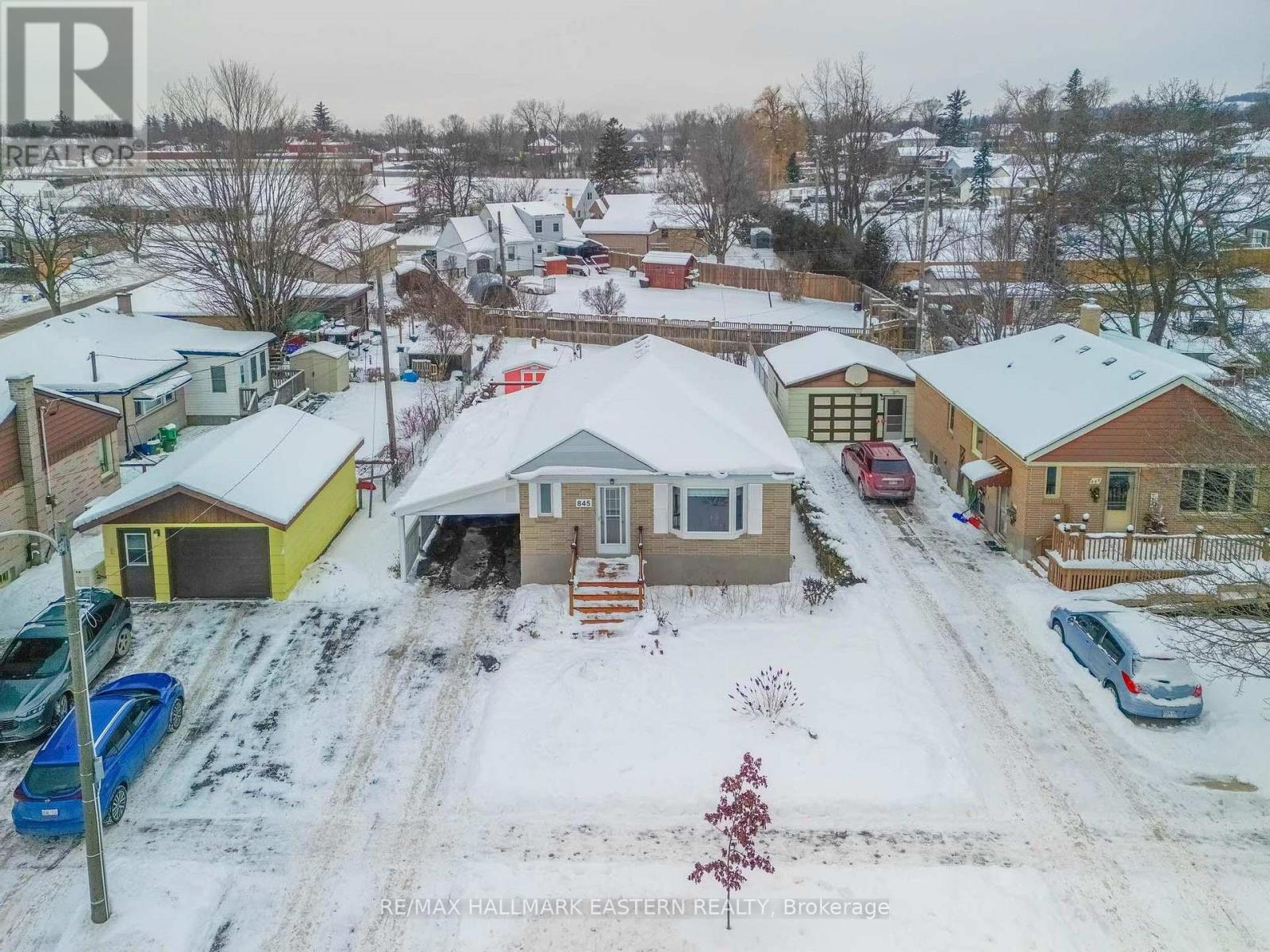 845 Gilbert Street, Peterborough (Northcrest Ward 5), Ontario  K9H 6G6 - Photo 33 - X12643218