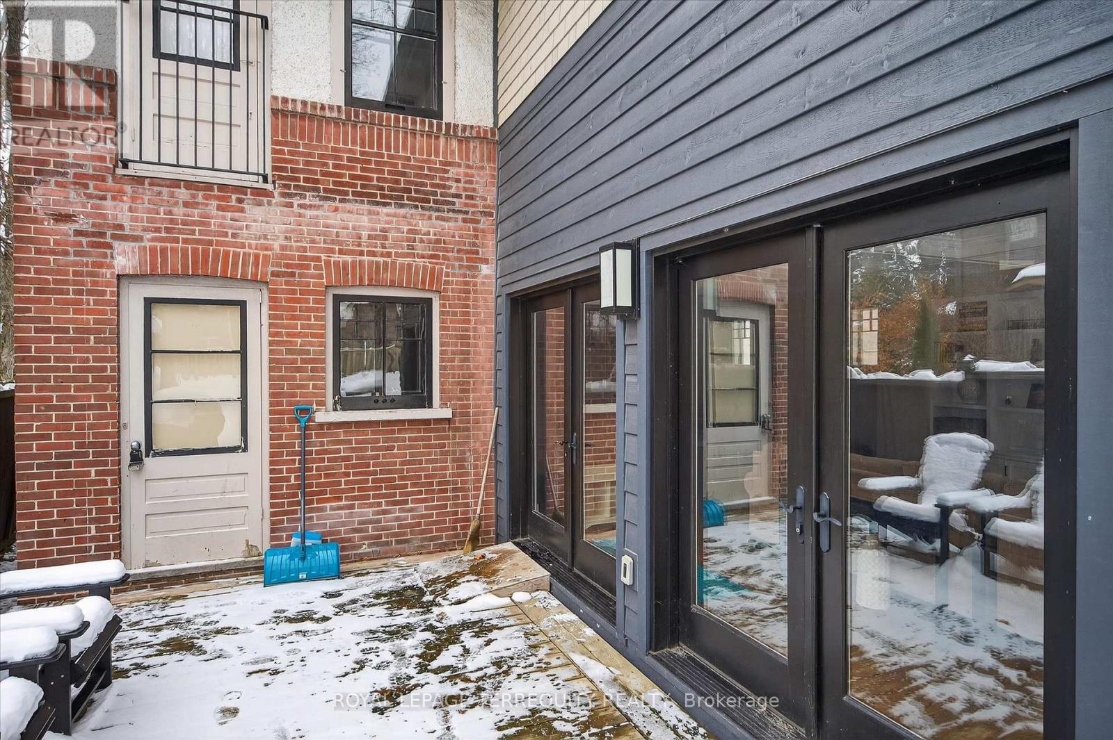 53 Benson Avenue, Peterborough (Northcrest Ward 5), Ontario  K9H 5X7 - Photo 22 - X12643320