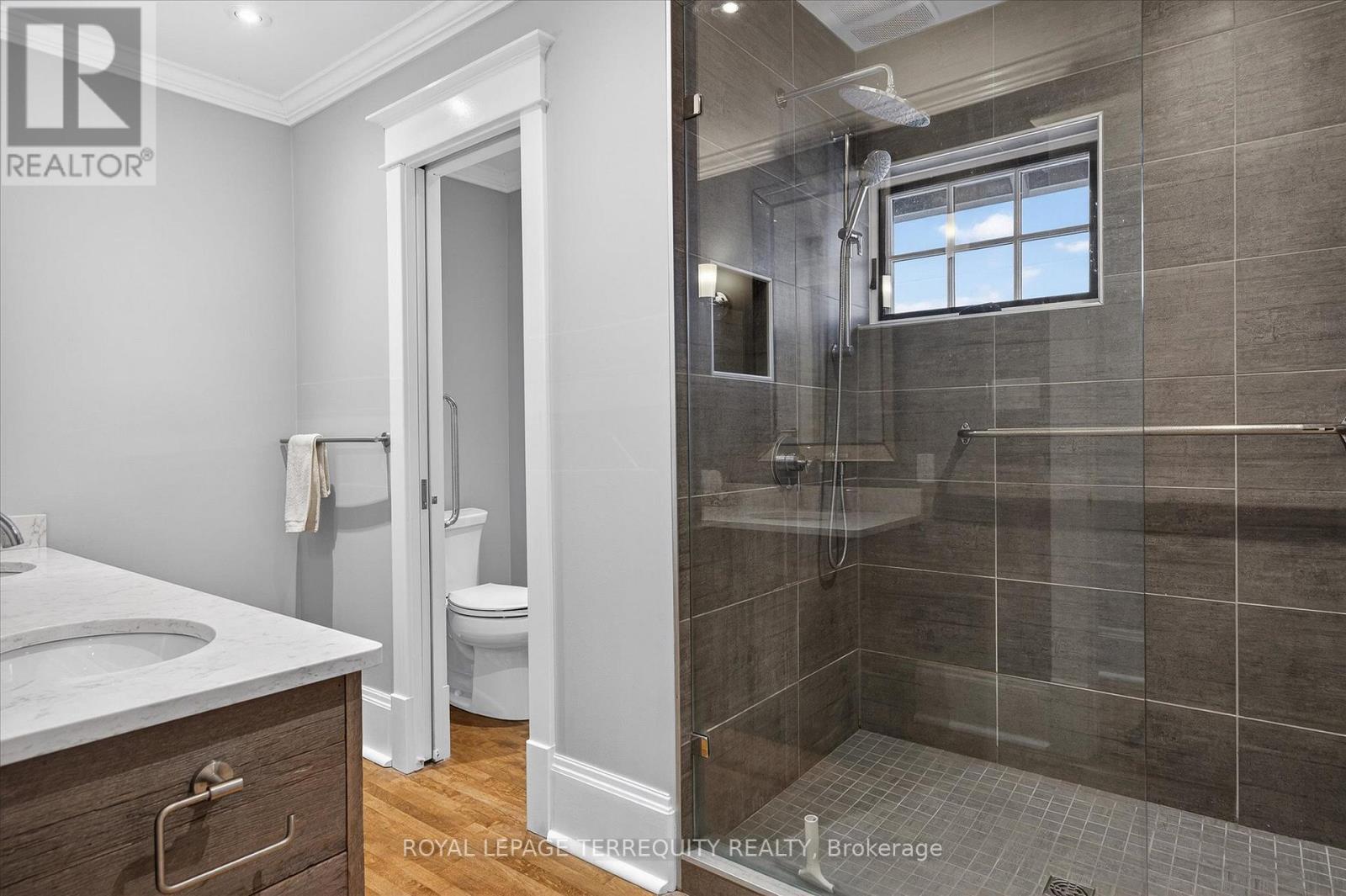 53 Benson Avenue, Peterborough (Northcrest Ward 5), Ontario  K9H 5X7 - Photo 26 - X12643320