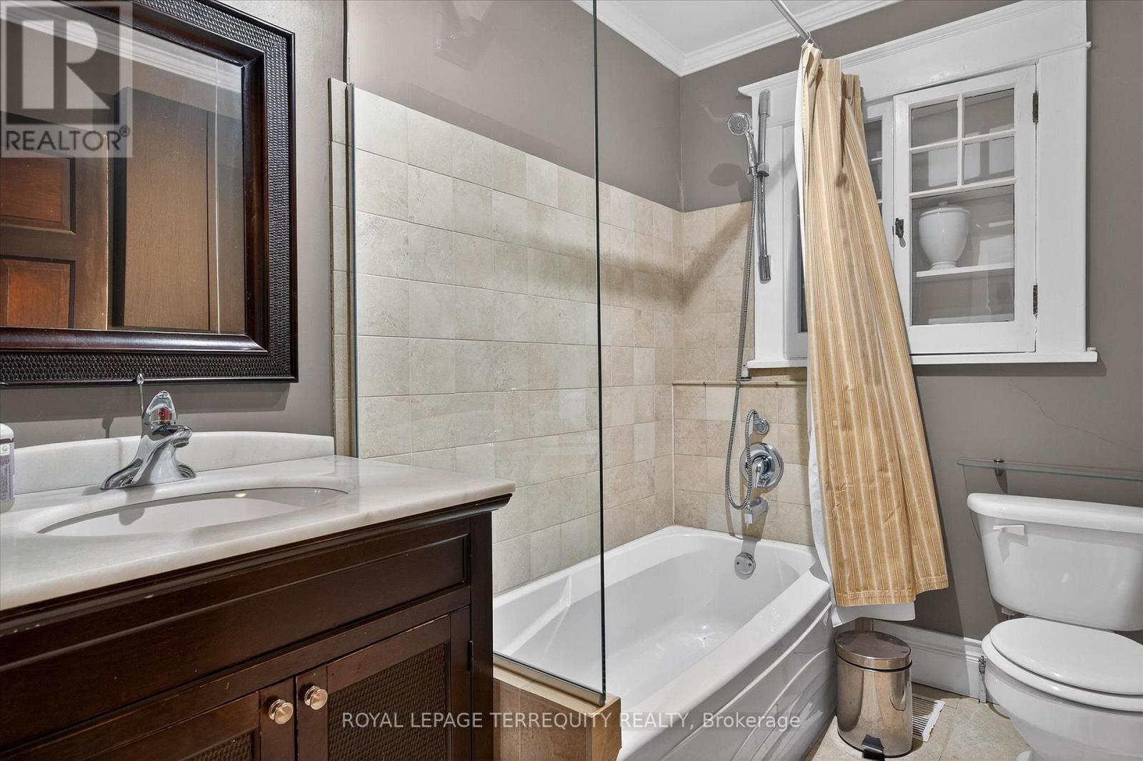 53 Benson Avenue, Peterborough (Northcrest Ward 5), Ontario  K9H 5X7 - Photo 31 - X12643320