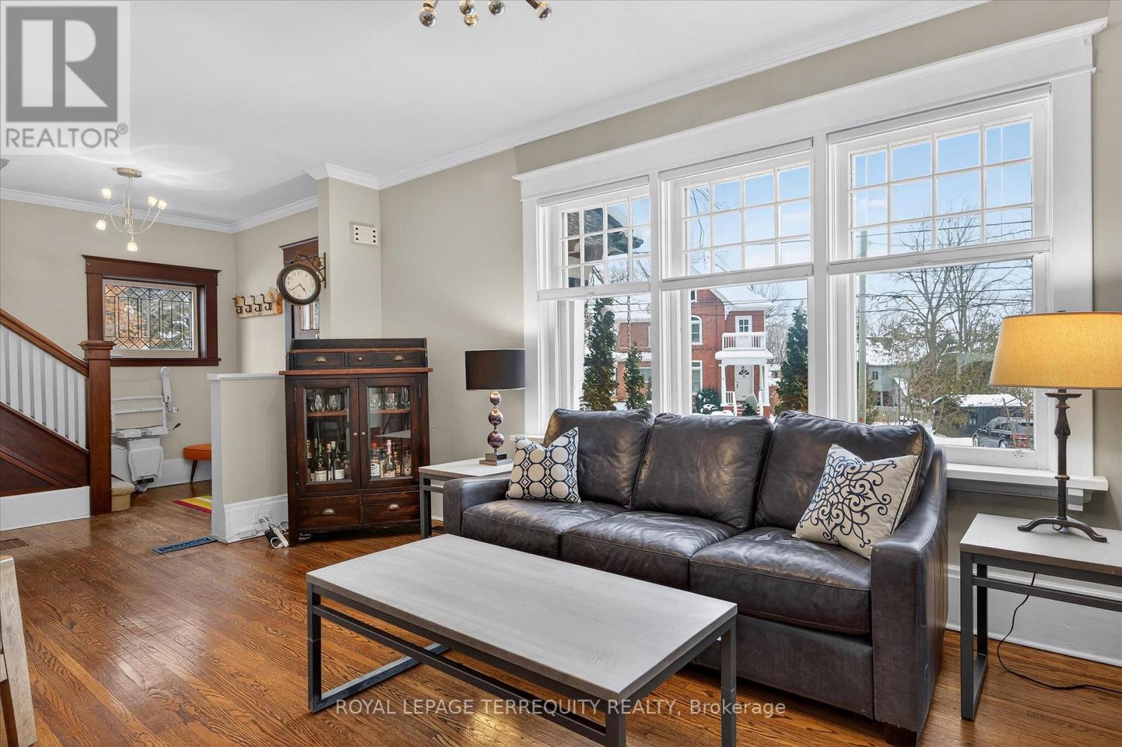 53 Benson Avenue, Peterborough (Northcrest Ward 5), Ontario  K9H 5X7 - Photo 7 - X12643320